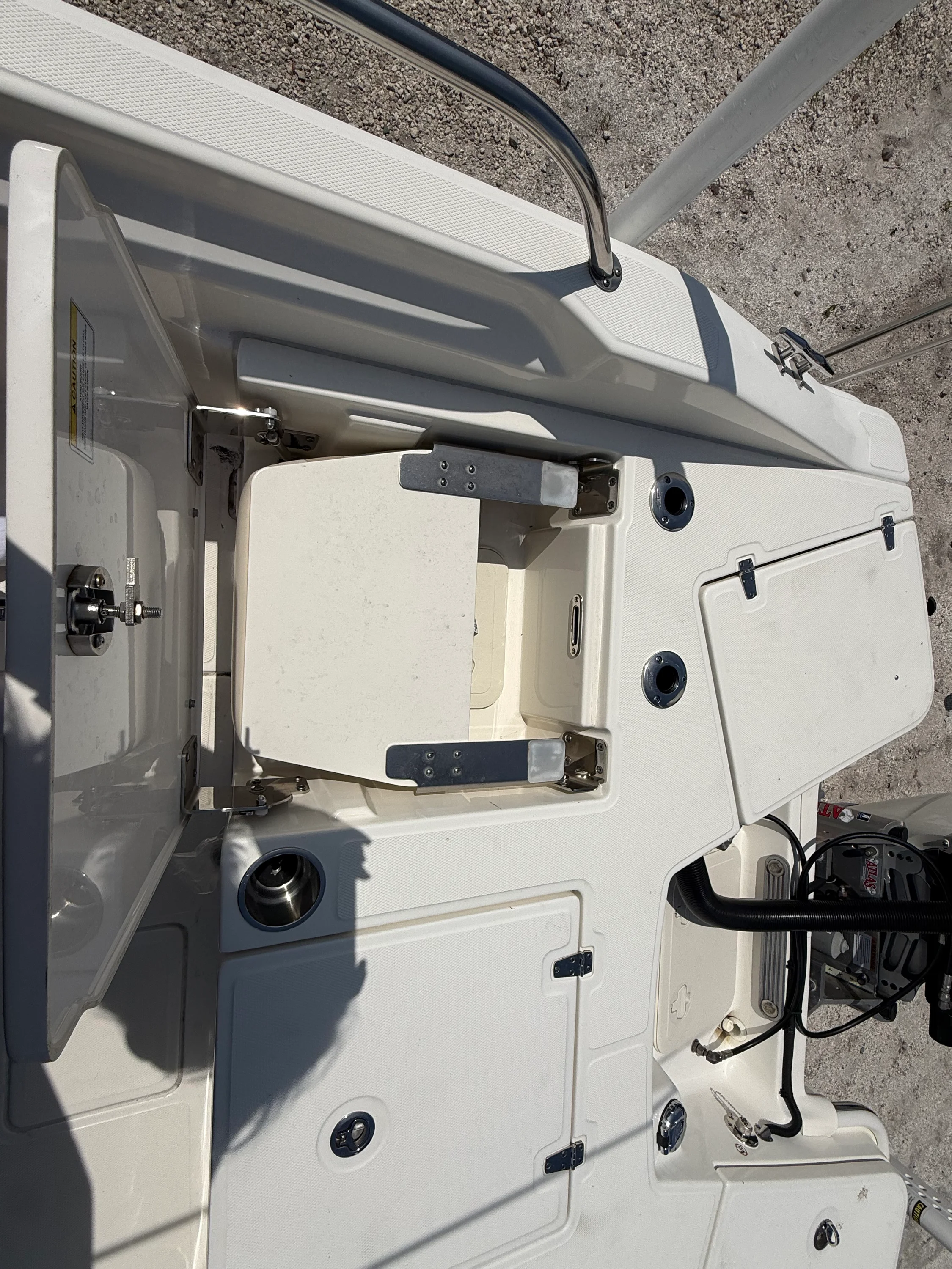 2024 Boston Whaler 25 DAUNTLESS Image Thumbnail #42