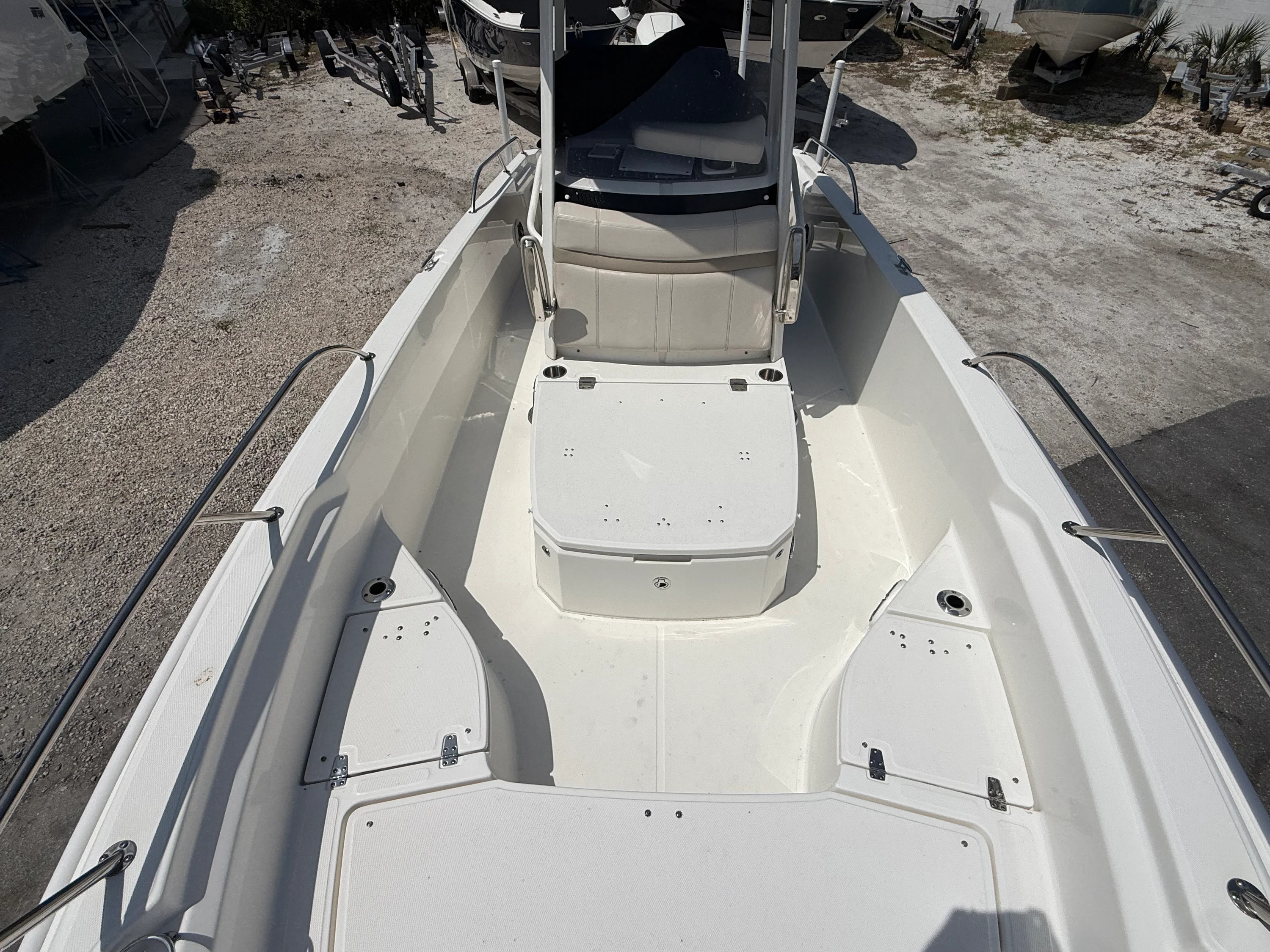 2024 Boston Whaler 25 DAUNTLESS Image Thumbnail #39