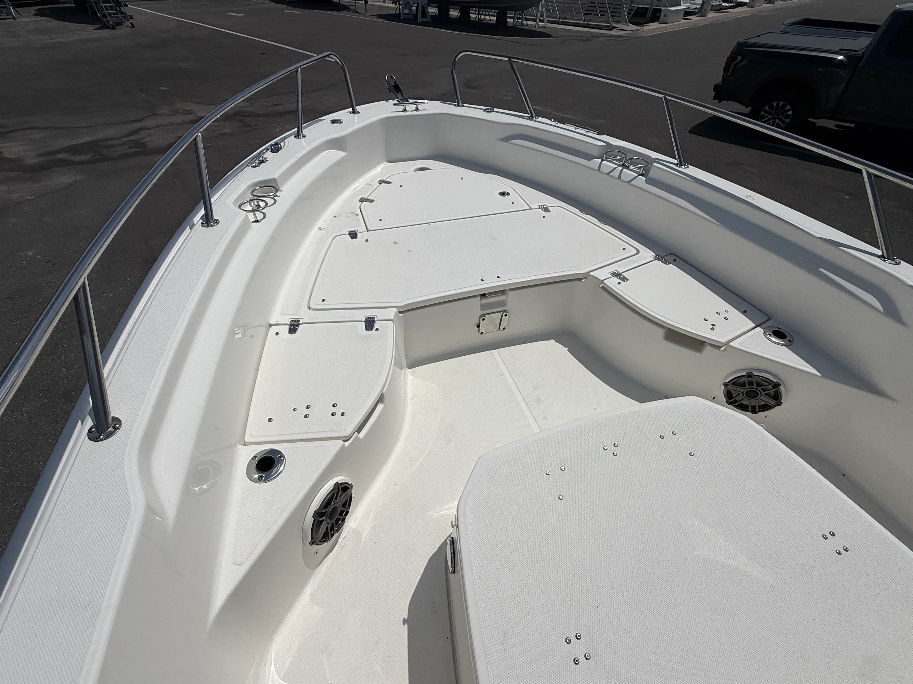 2024 Boston Whaler 25 DAUNTLESS Image Thumbnail #40