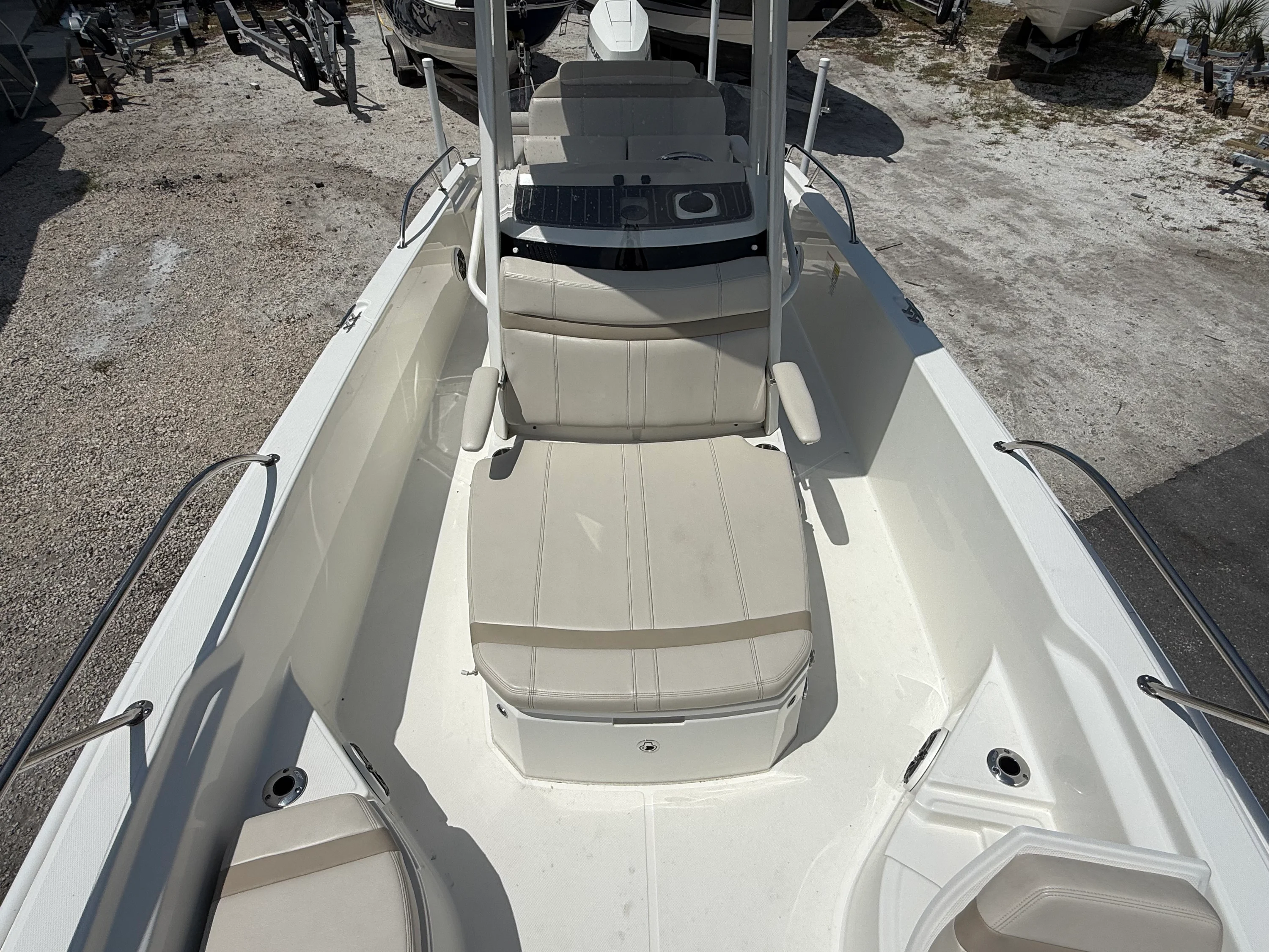 2024 Boston Whaler 25 DAUNTLESS Image Thumbnail #28