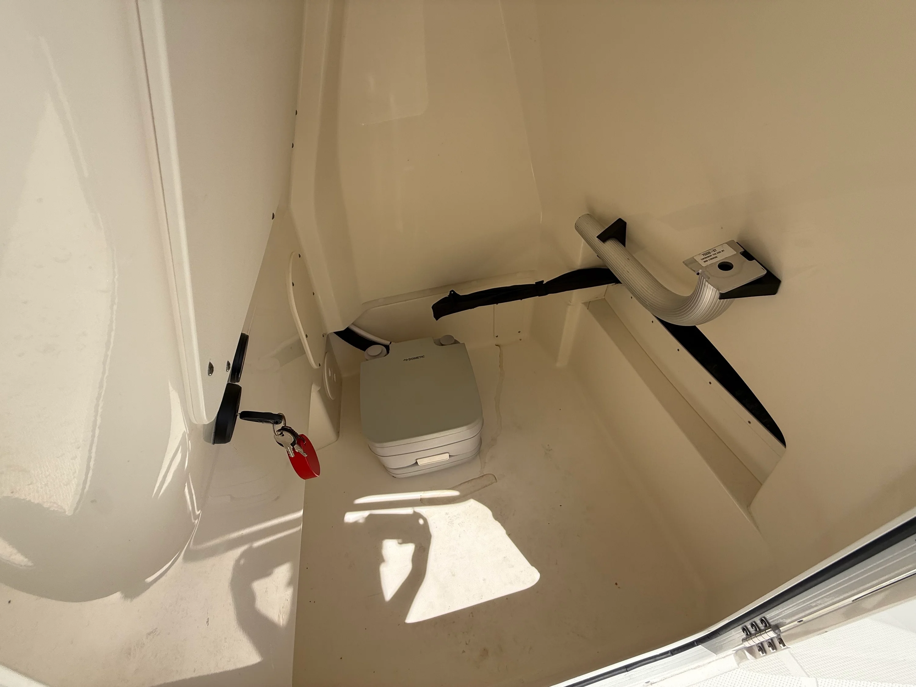 2024 Boston Whaler 25 DAUNTLESS Image Thumbnail #53