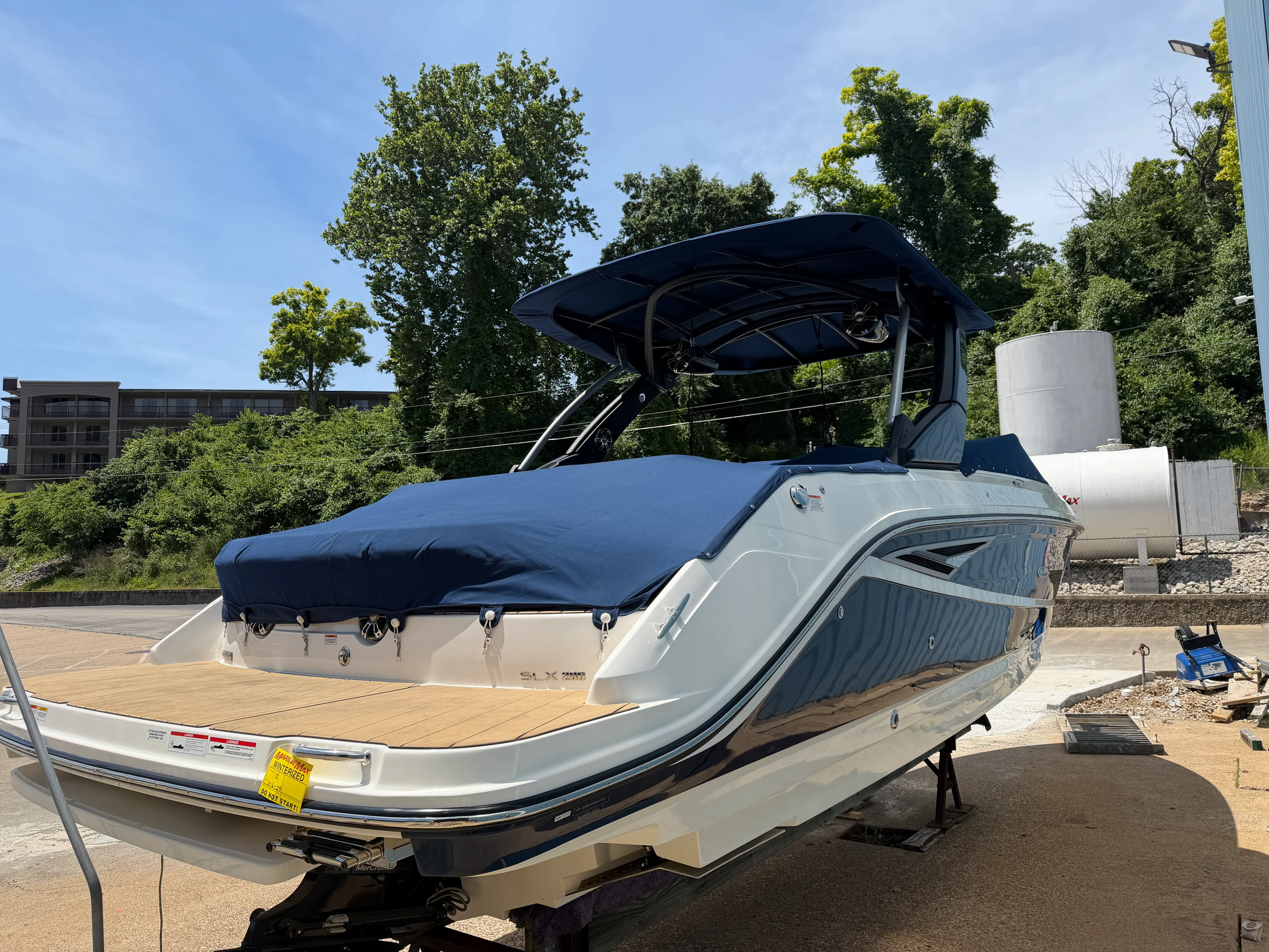 2022 Sea Ray 280 SLX Image Thumbnail #2