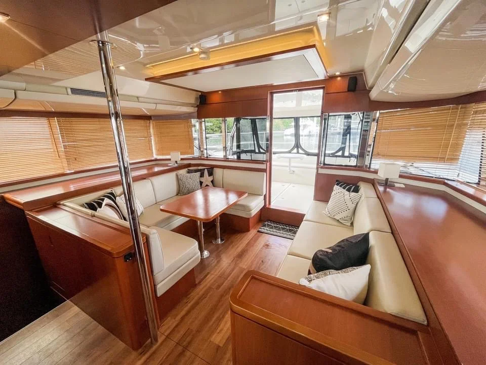 2016 Aquila 48 Image Thumbnail #10
