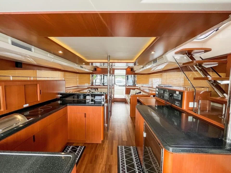 2016 Aquila 48 Image Thumbnail #9