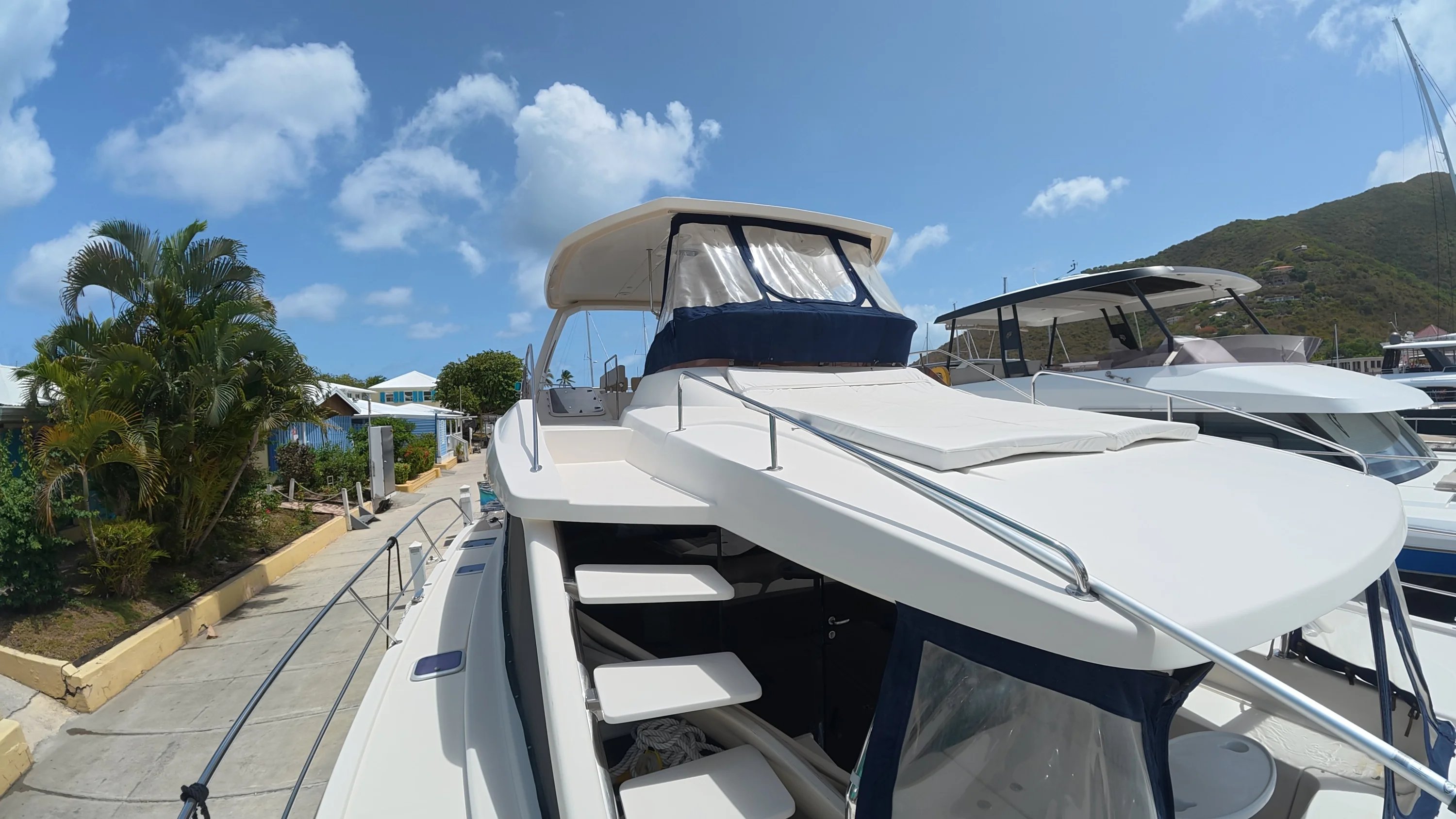 2016 Aquila 48 Image Thumbnail #38