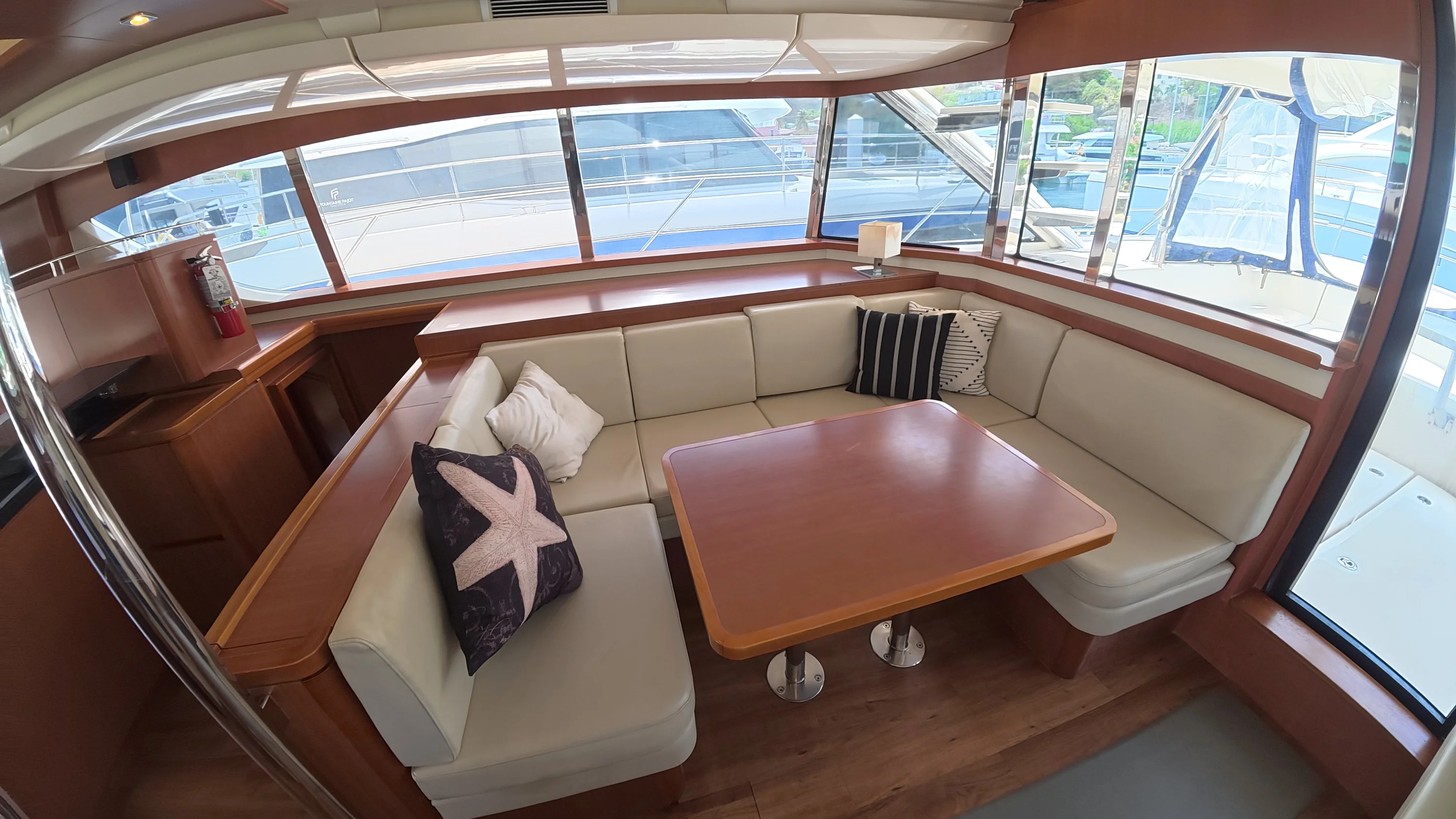 2016 Aquila 48 Image Thumbnail #15