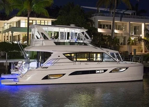 2016 Aquila 48 Image Thumbnail #2