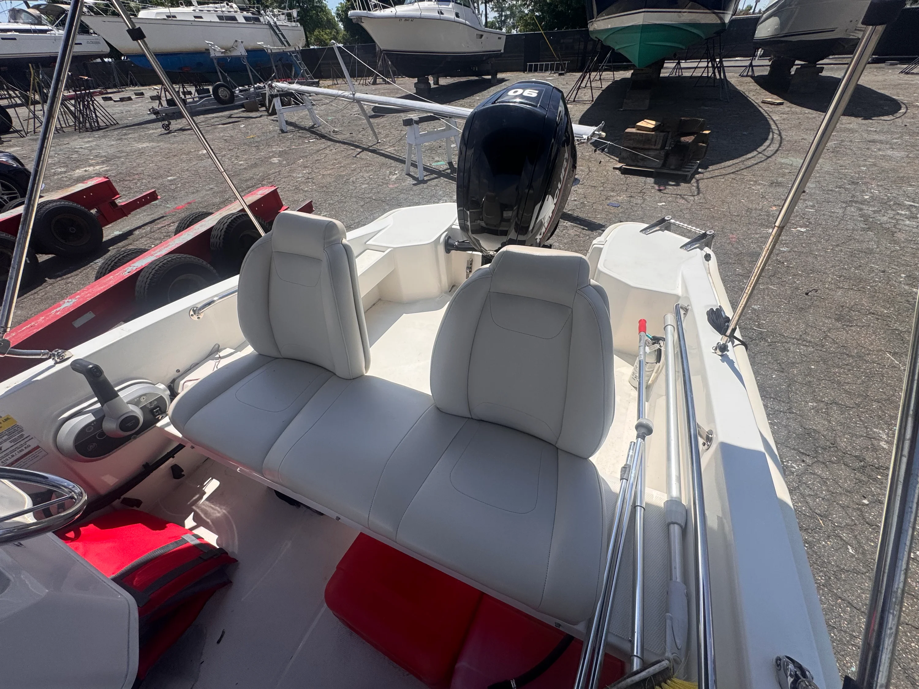 2021 Boston Whaler 16 SUPER SPORT Image Thumbnail #12