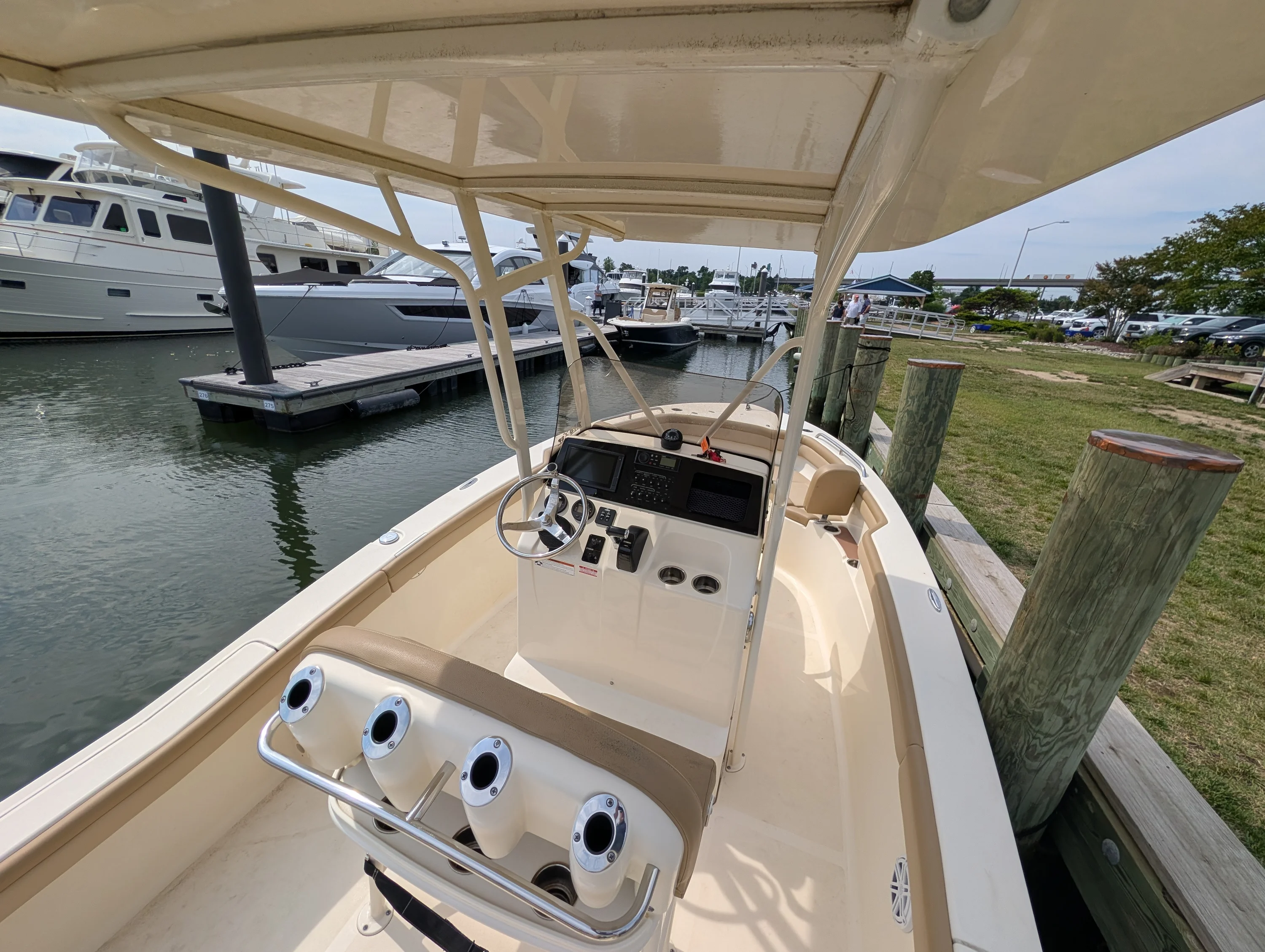 2019 Scout 215 XSF Image Thumbnail #14