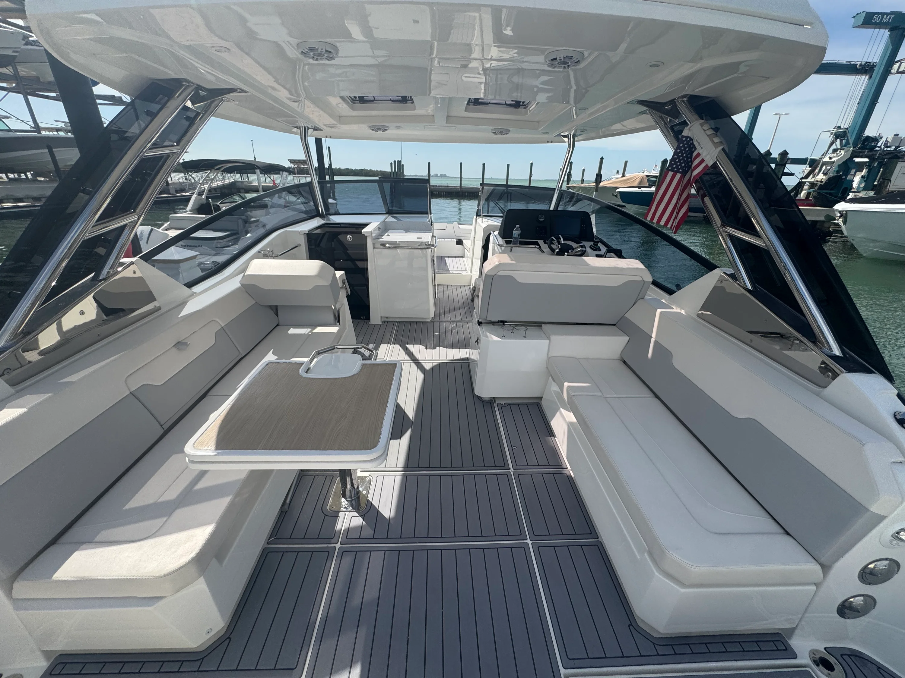 2024 Aquila 32 SPORT Image Thumbnail #12