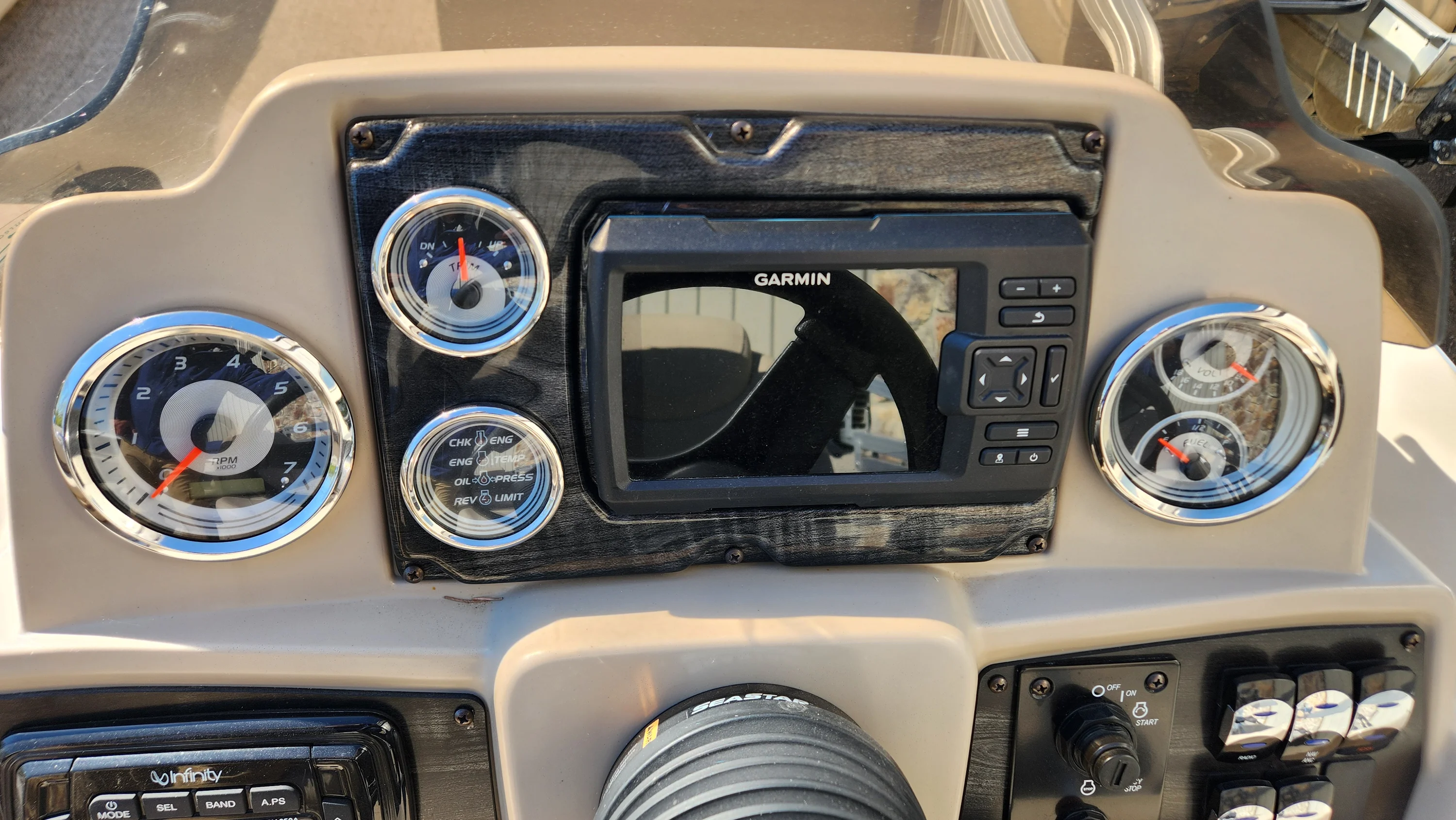 2020 Tahoe 228 SPORT Image Thumbnail #18