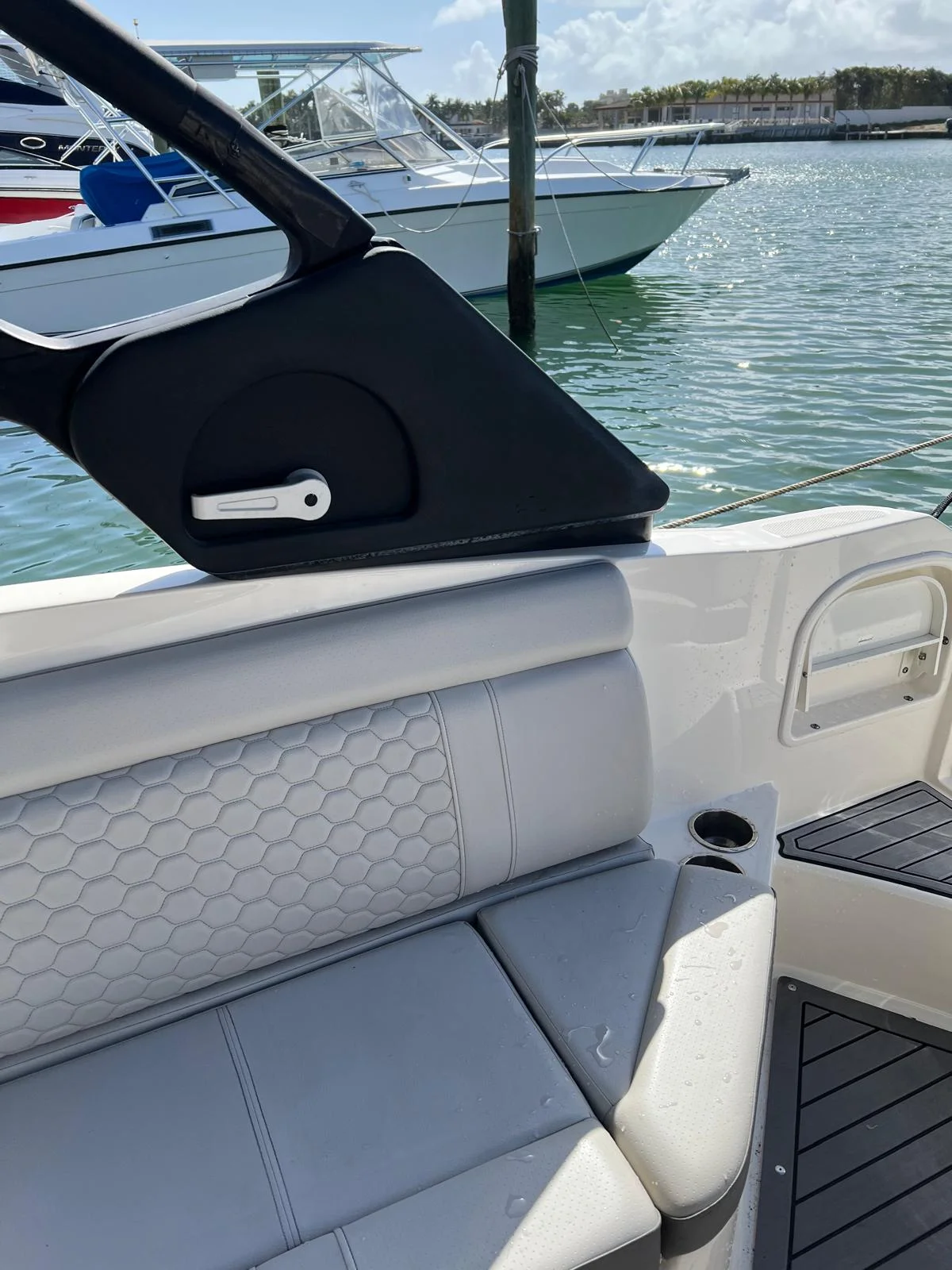 2021 Sea Ray 270 SD OB Image Thumbnail #37
