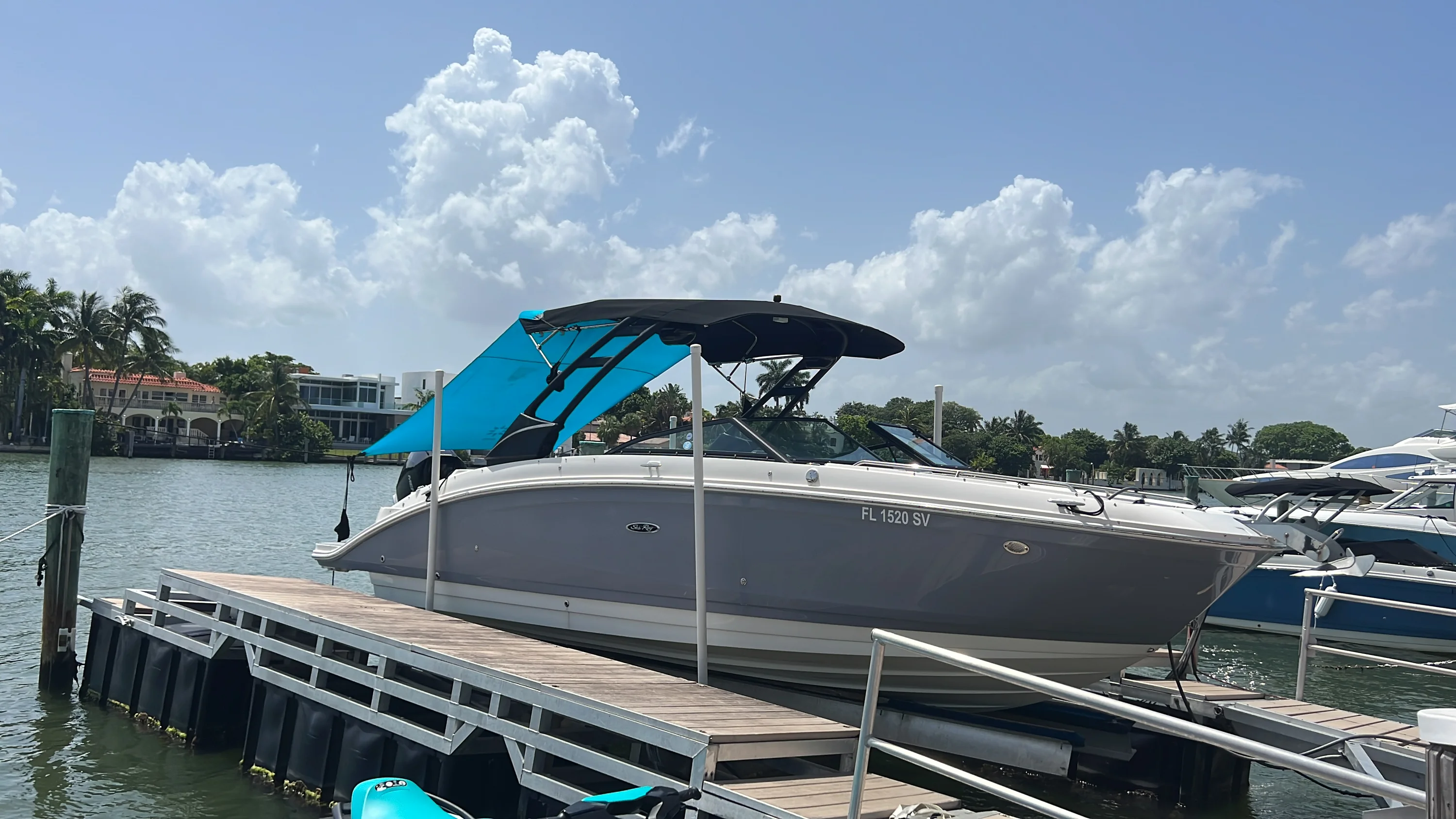 2021 Sea Ray 270 SD OB Image Thumbnail #7