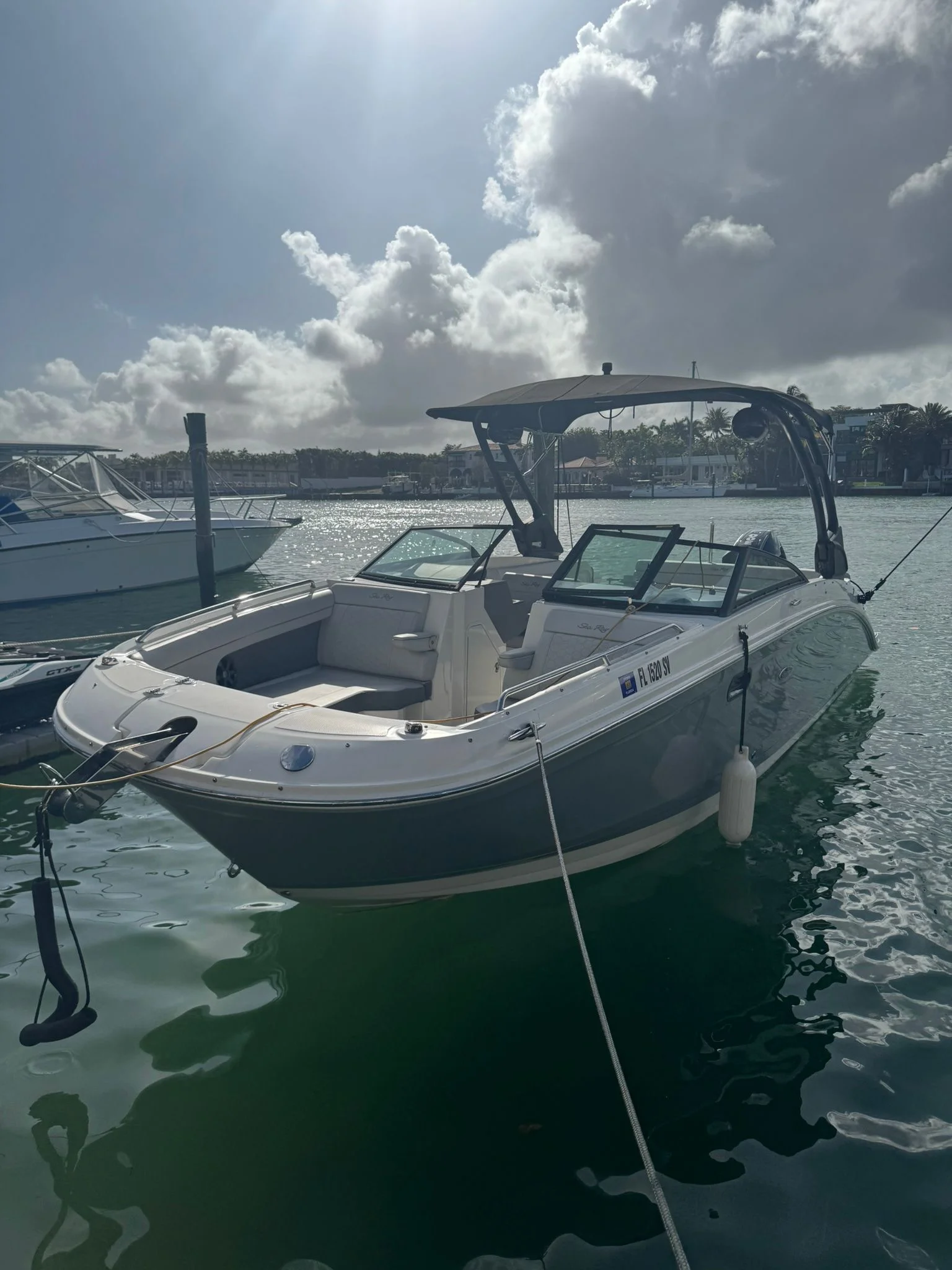 2021 Sea Ray 270 SD OB Image Thumbnail #8