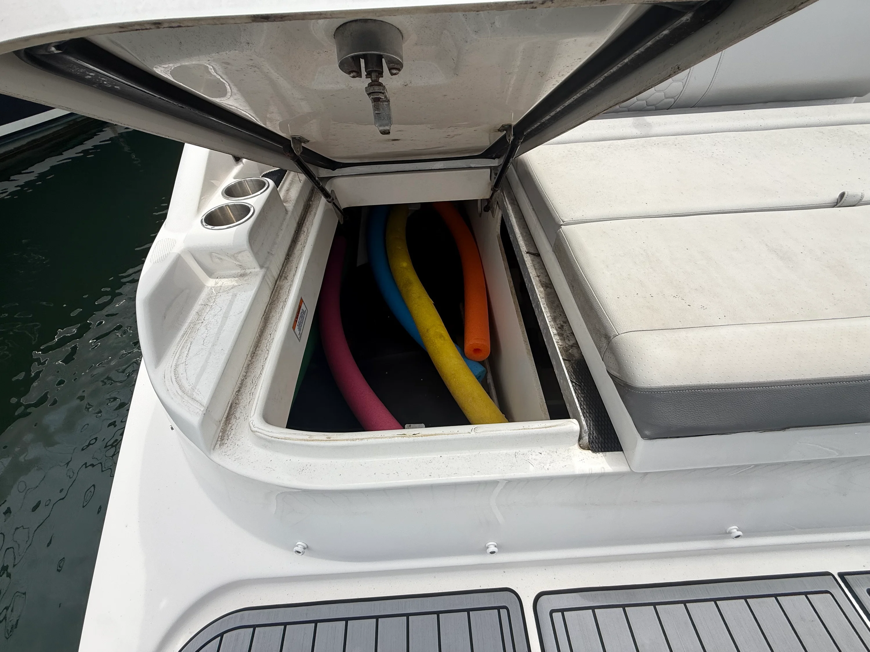 2021 Sea Ray 270 SD OB Image Thumbnail #17