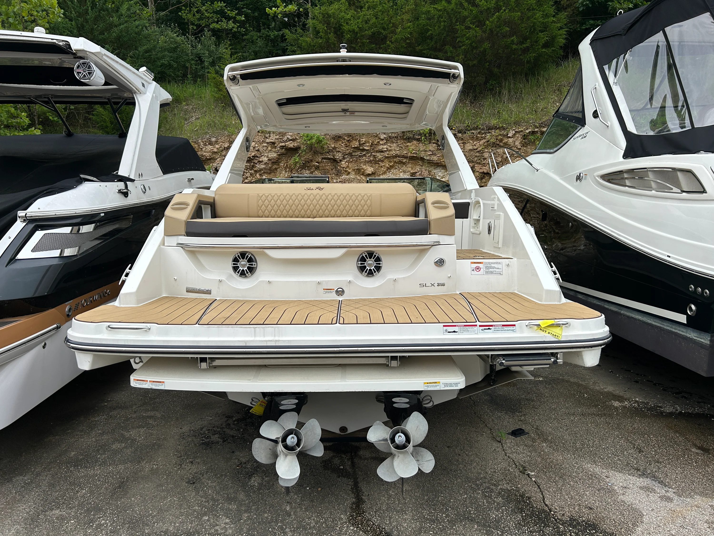 2024 Sea Ray 310 SLX Image Thumbnail #14