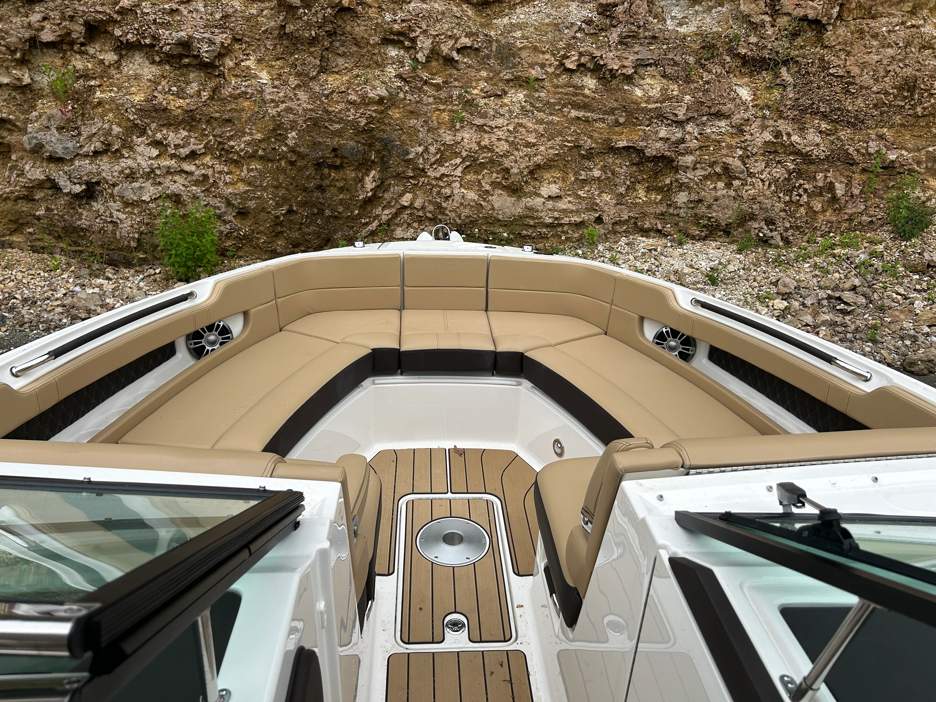 2024 Sea Ray 310 SLX Image Thumbnail #7