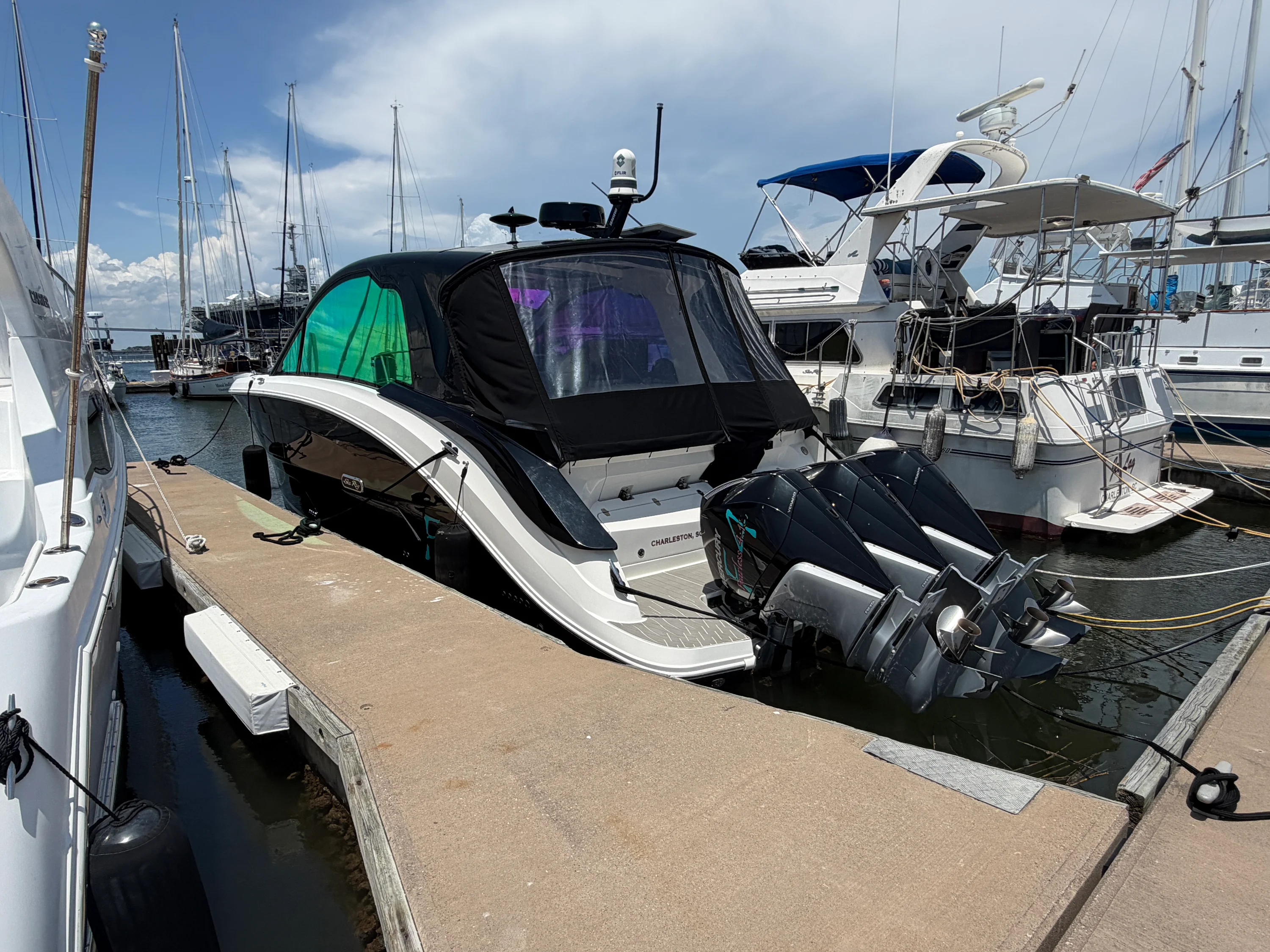 2023 Sea Ray 370 Sundancer Image Thumbnail #0