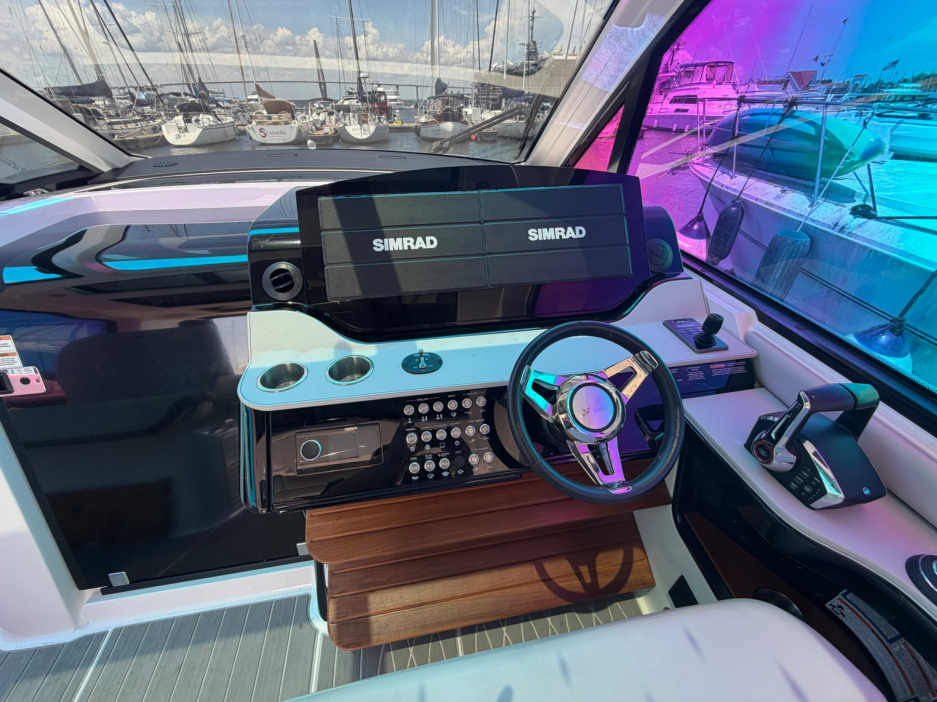 2023 Sea Ray 370 Sundancer Image Thumbnail #8