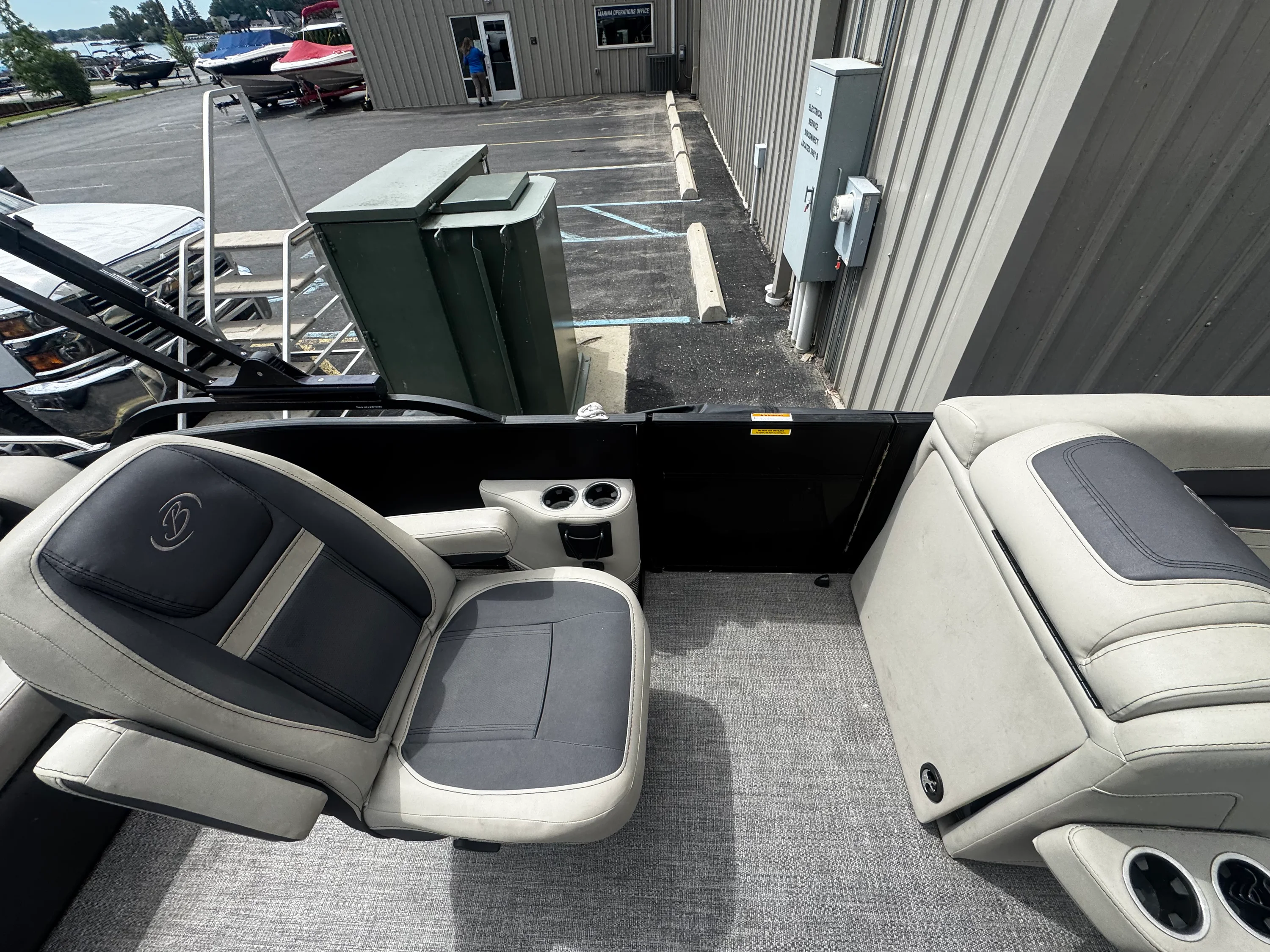 2022 Barletta CABRIO 24 UC Image Thumbnail #12