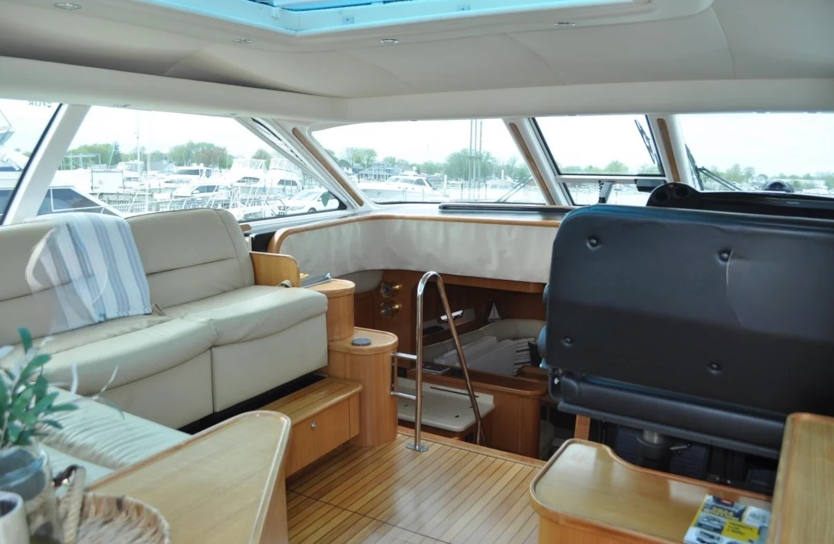 2005 Tiara Yachts 5200 SOVRAN Image Thumbnail #8