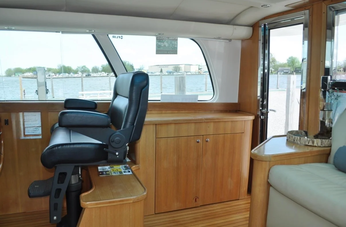 2005 Tiara Yachts 5200 SOVRAN Image Thumbnail #11