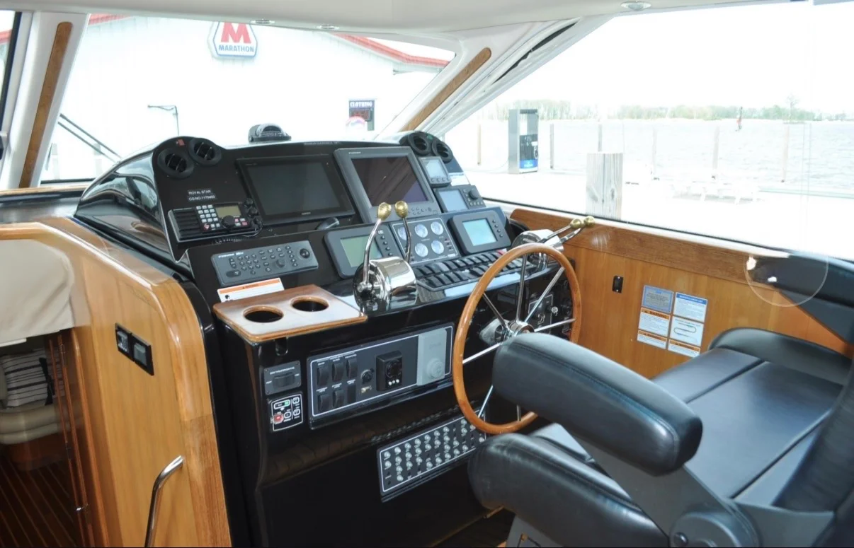 2005 Tiara Yachts 5200 SOVRAN Image Thumbnail #6