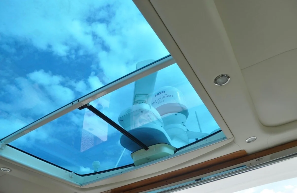 2005 Tiara Yachts 5200 SOVRAN Image Thumbnail #17