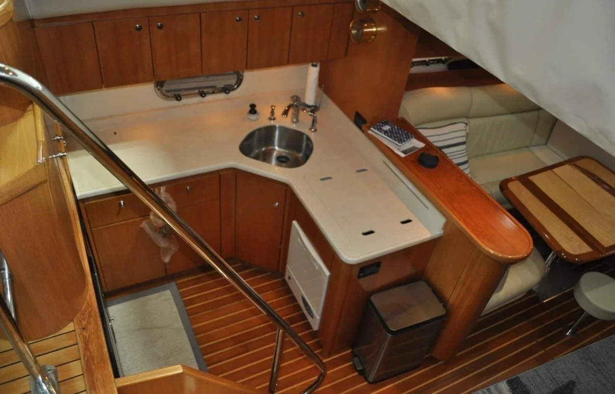 2005 Tiara Yachts 5200 SOVRAN Image Thumbnail #30