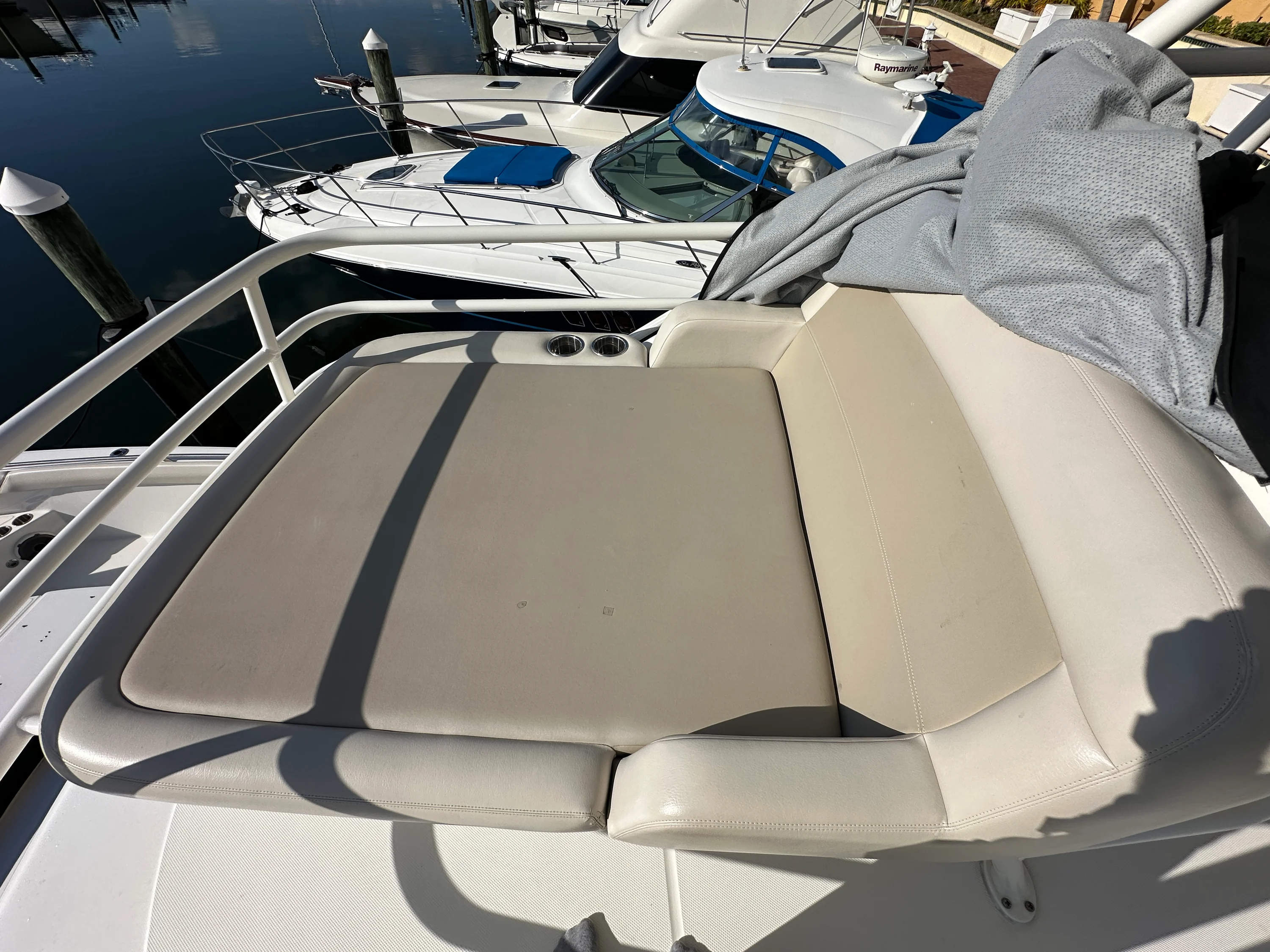 2020 Boston Whaler 420 OUTRAGE Image Thumbnail #24