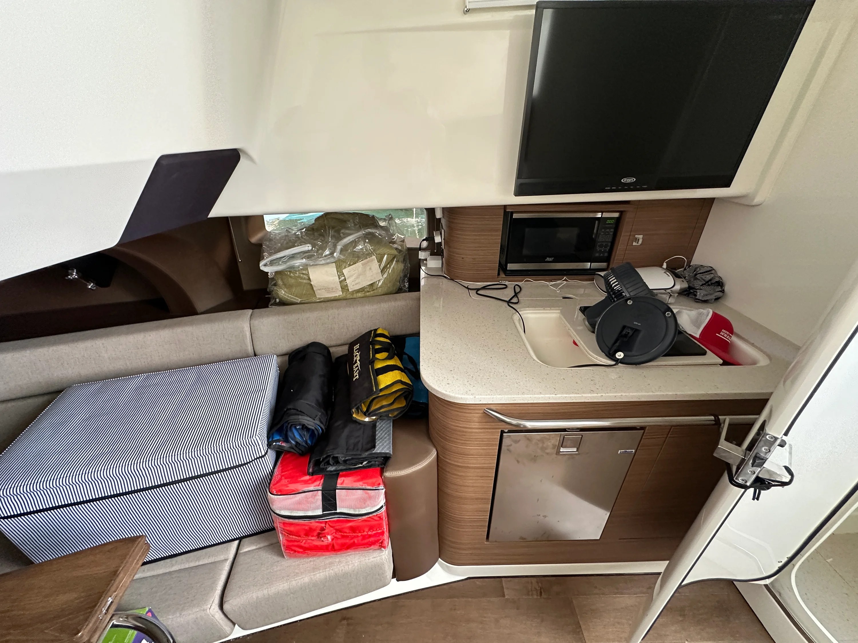 2020 Boston Whaler 420 OUTRAGE Image Thumbnail #29