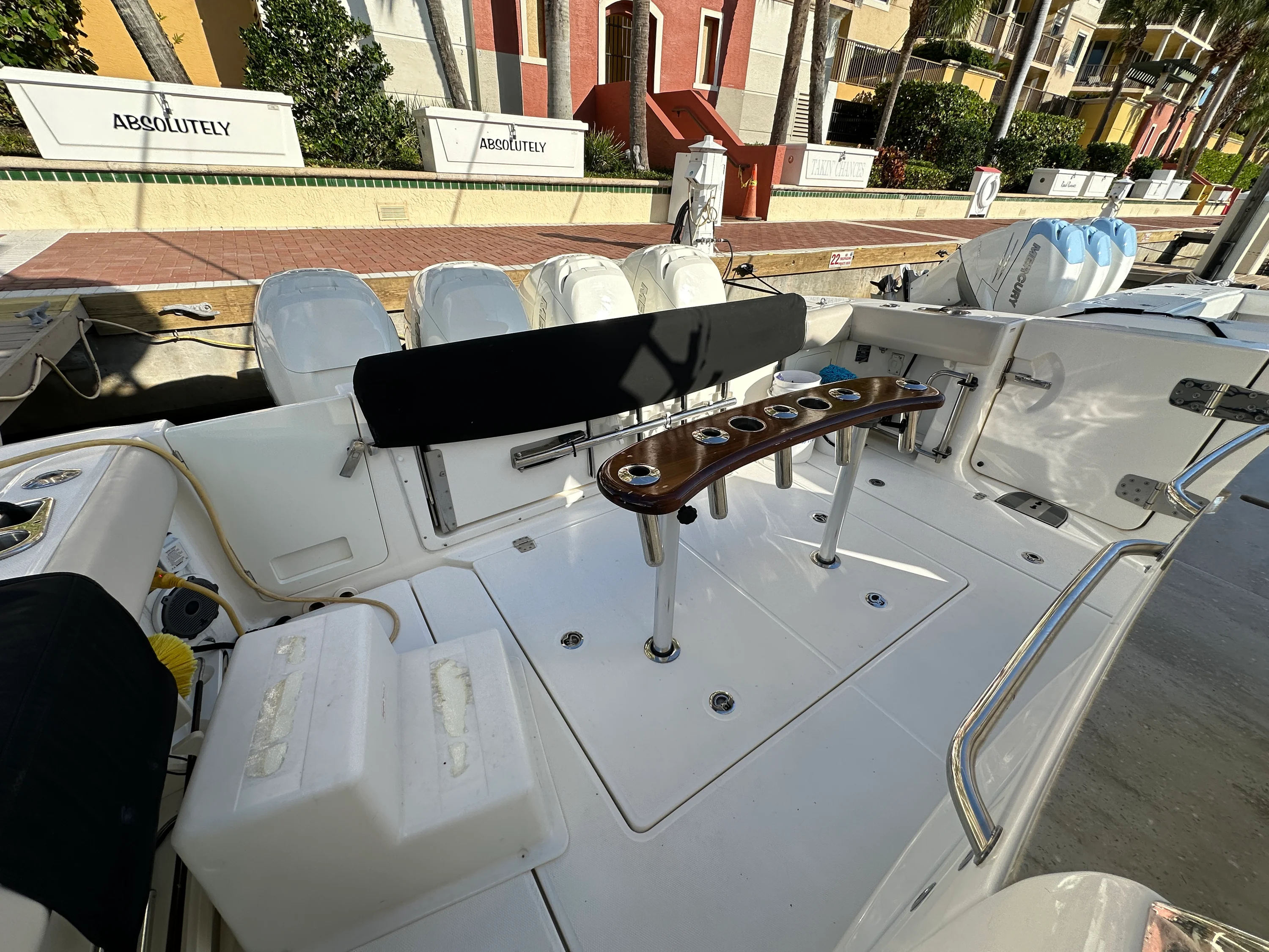 2020 Boston Whaler 420 OUTRAGE Image Thumbnail #4
