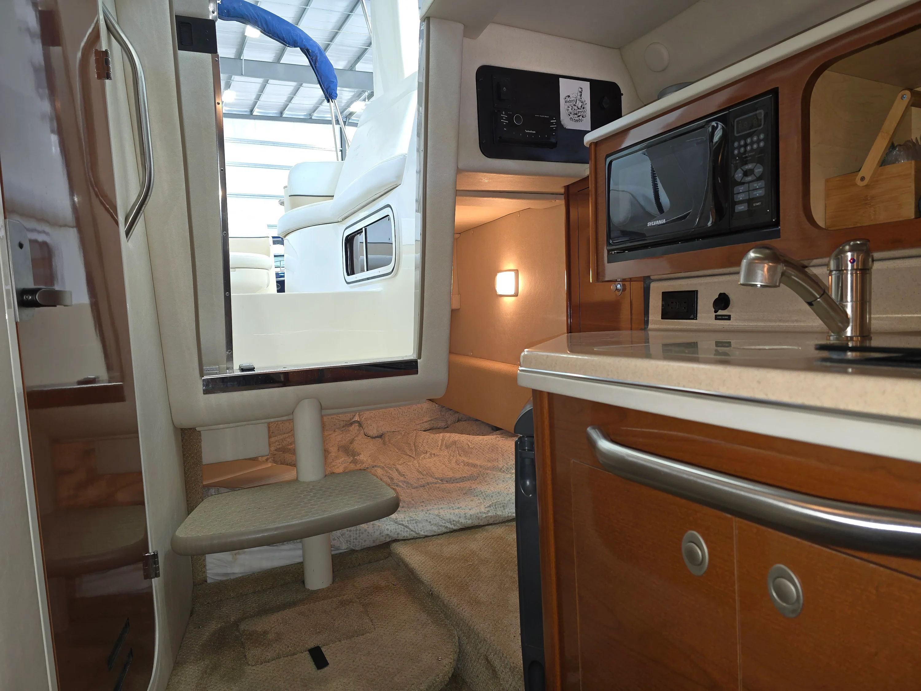 2008 Sea Ray 260 SUNDANCER Image Thumbnail #17