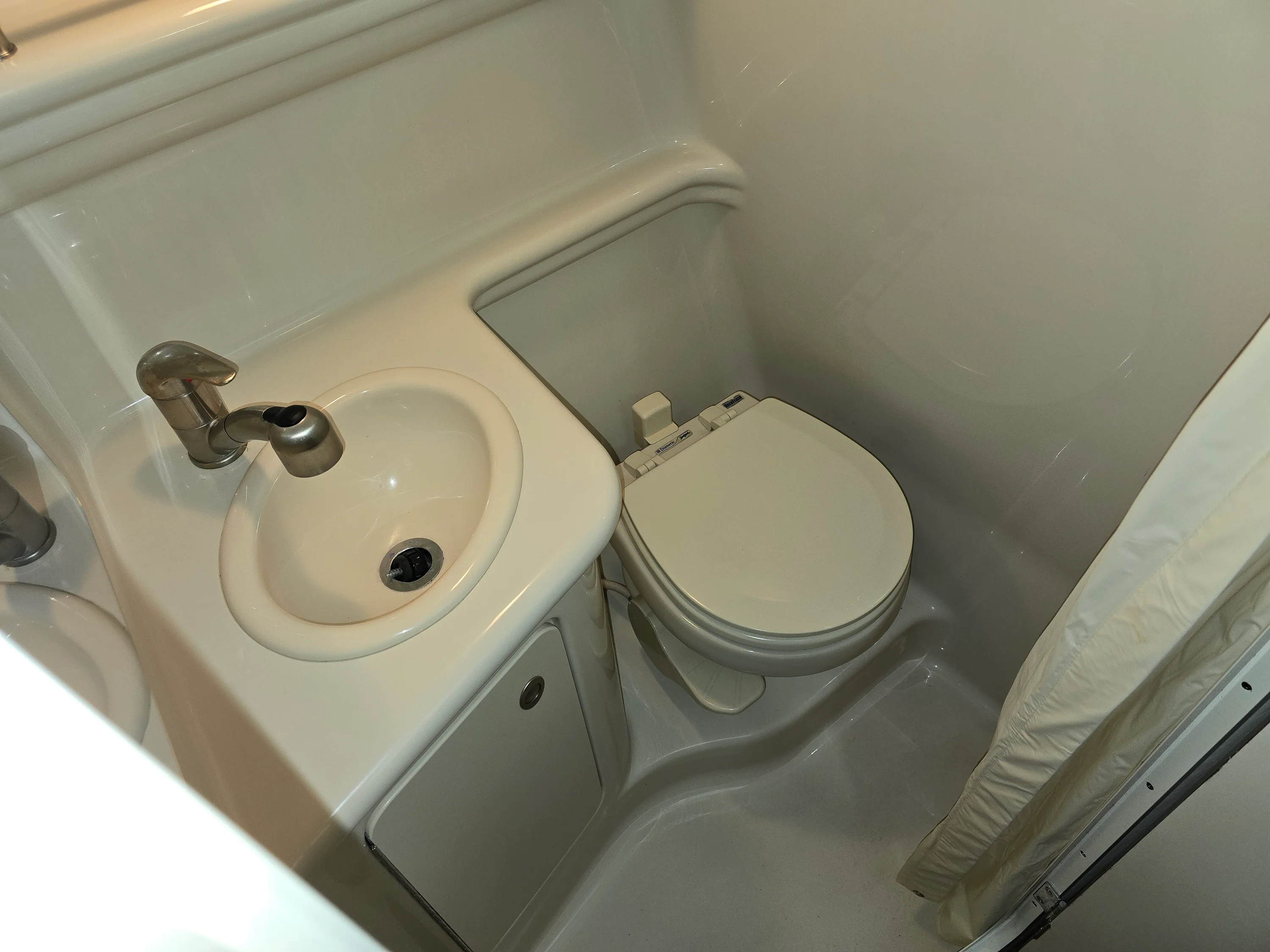 2008 Sea Ray 260 SUNDANCER Image Thumbnail #22