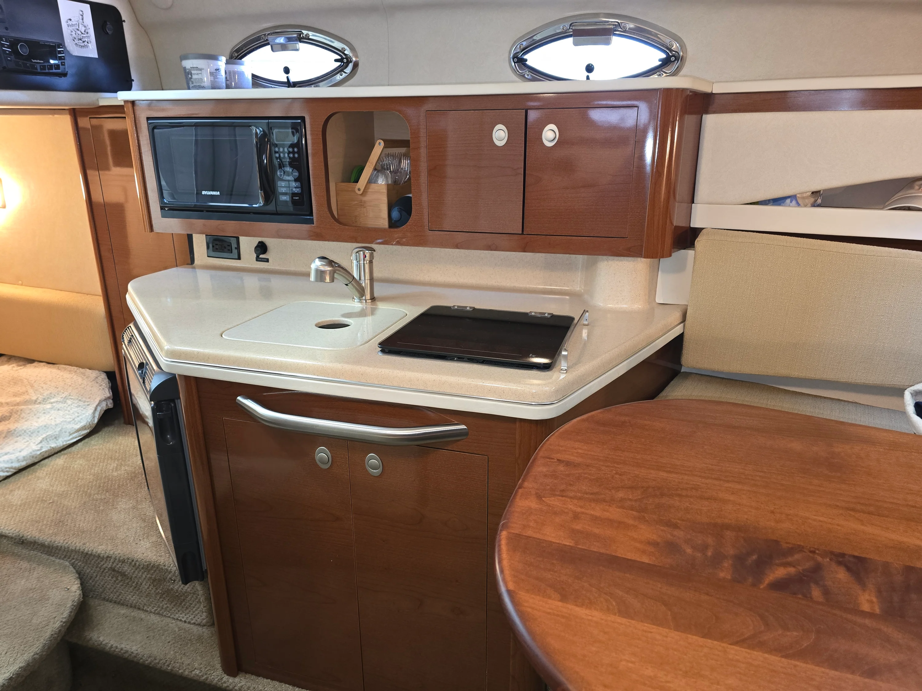 2008 Sea Ray 260 SUNDANCER Image Thumbnail #16