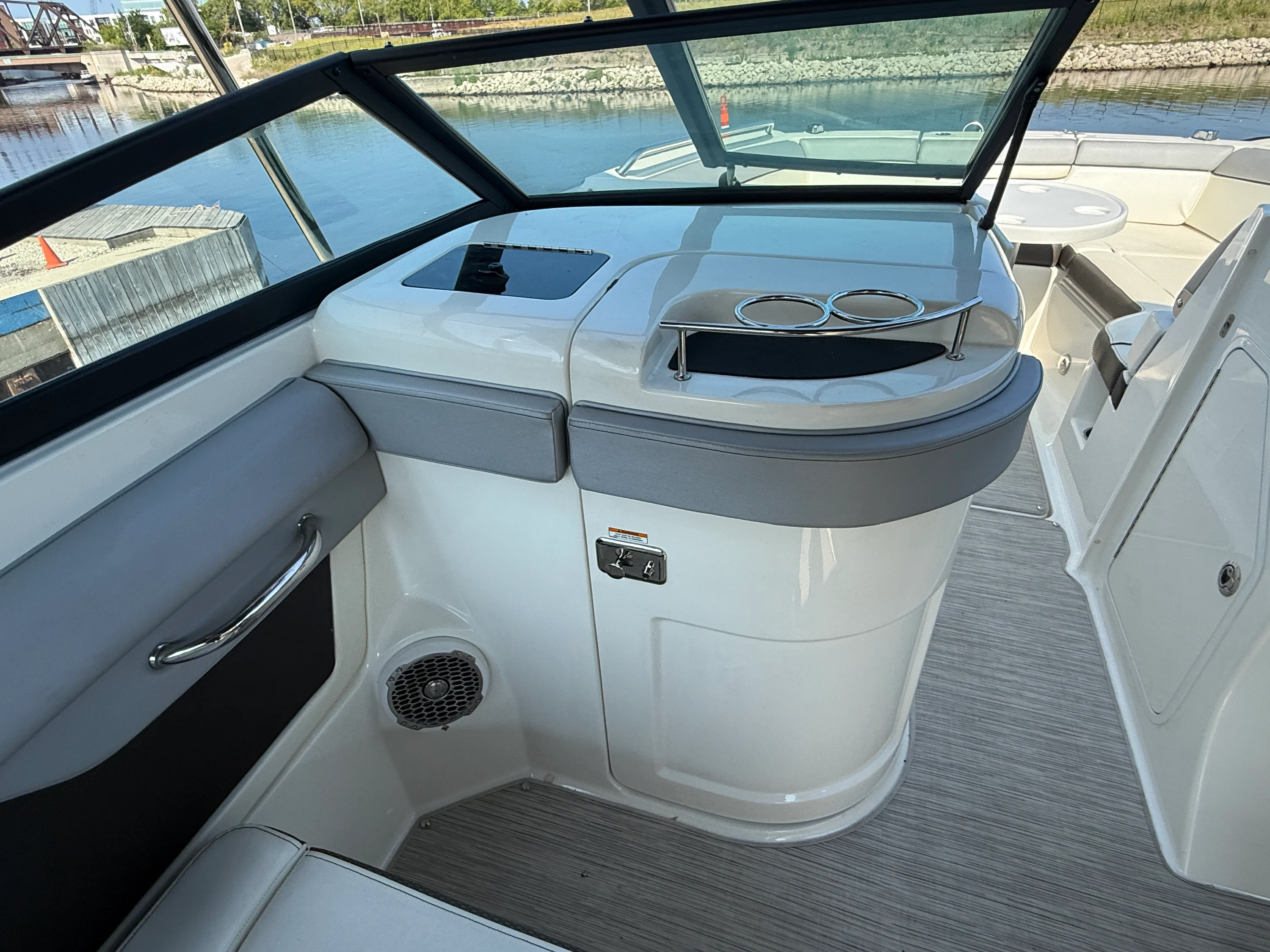2017 Sea Ray 270 SDX Image Thumbnail #18