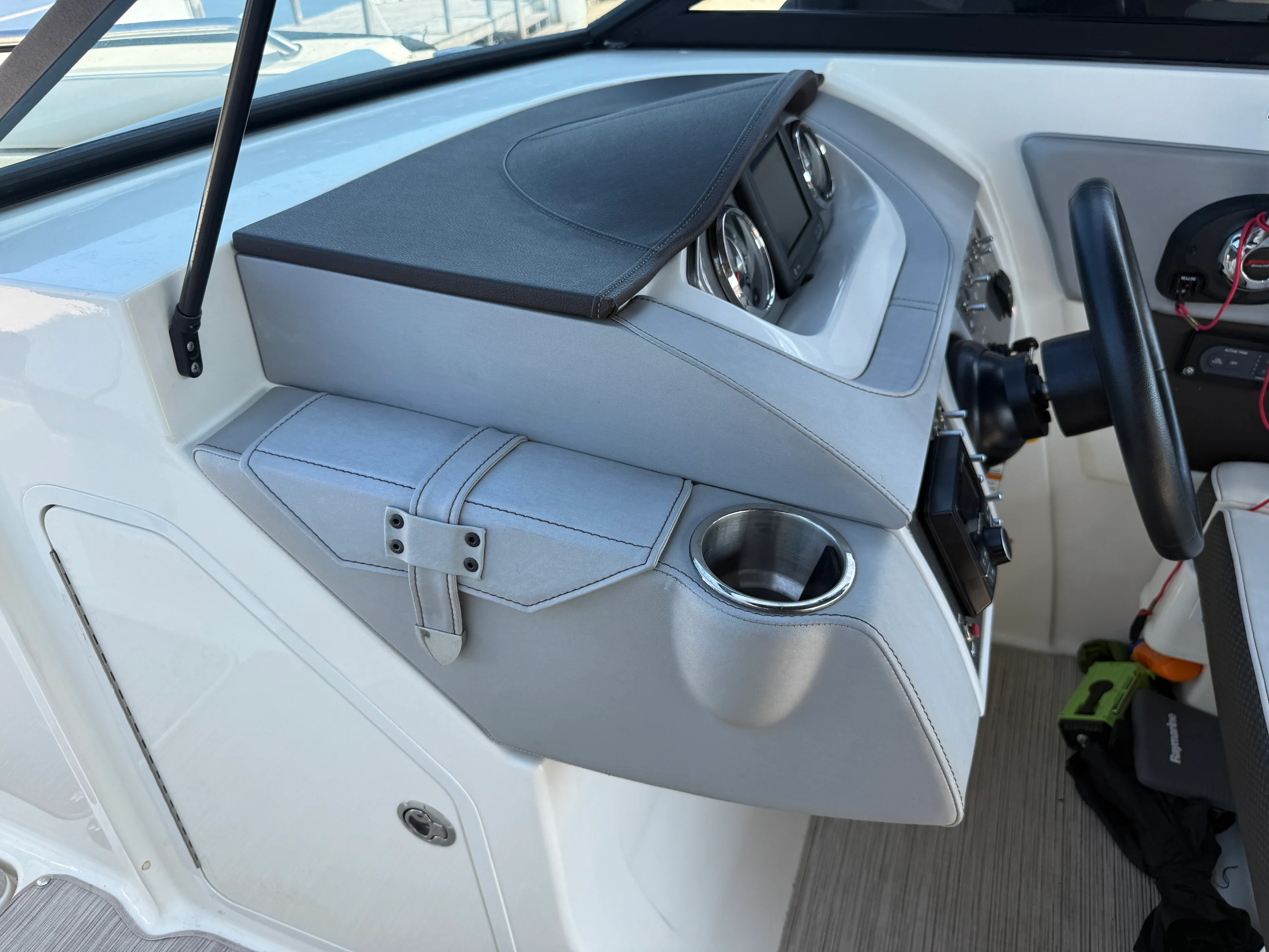 2017 Sea Ray 270 SDX Image Thumbnail #41