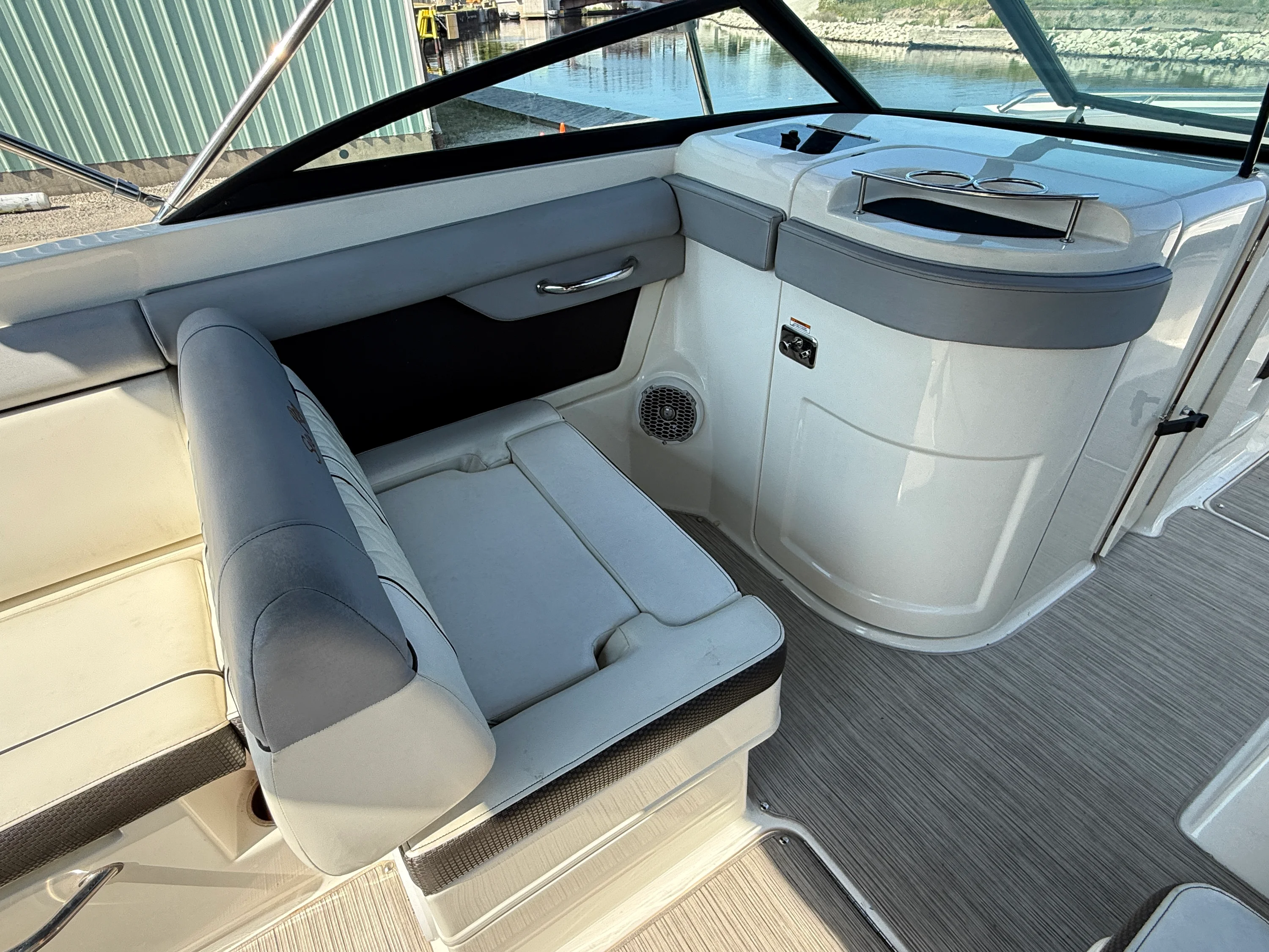 2017 Sea Ray 270 SDX Image Thumbnail #17