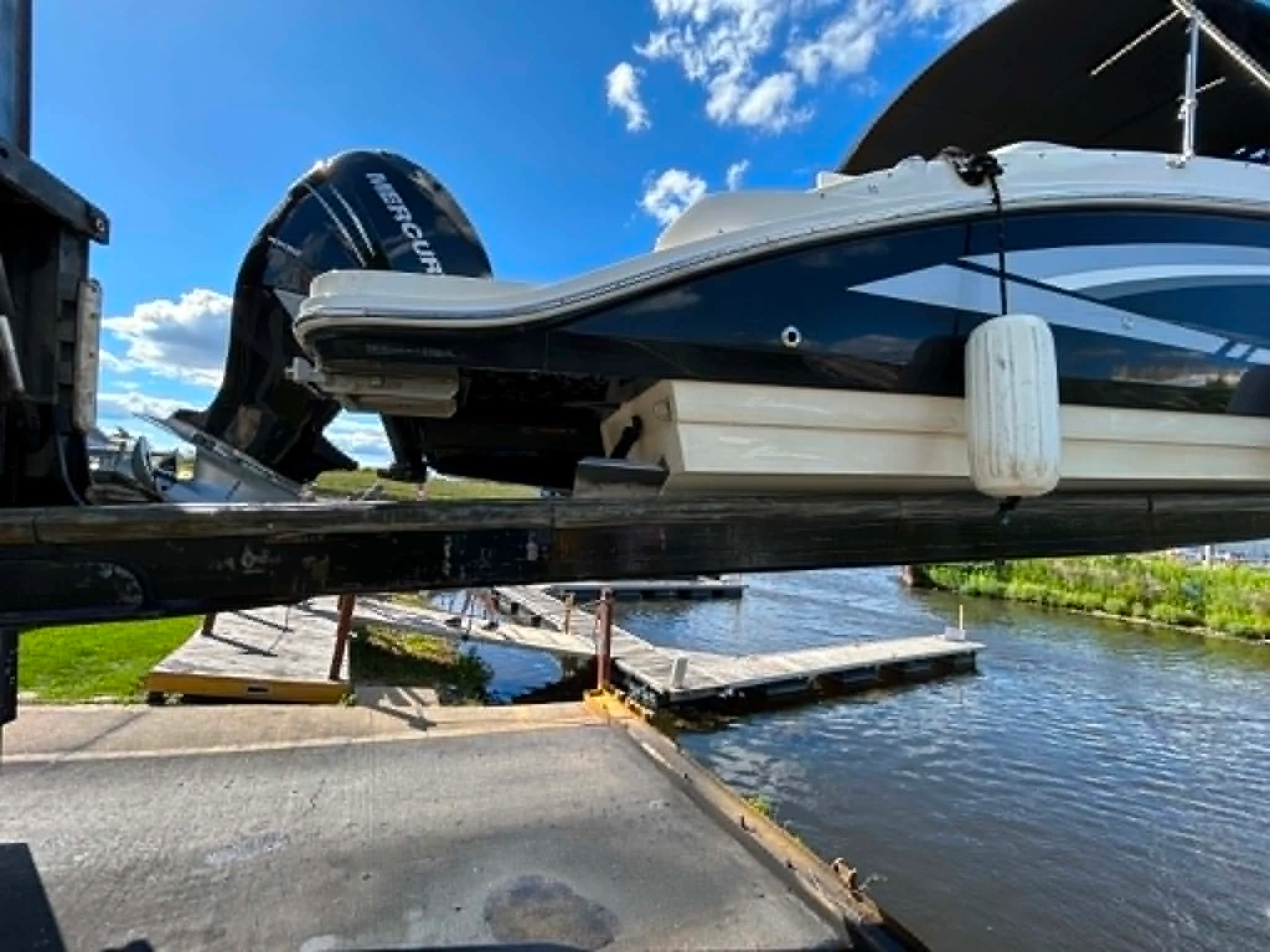 2017 Sea Ray 270 SDX Image Thumbnail #11