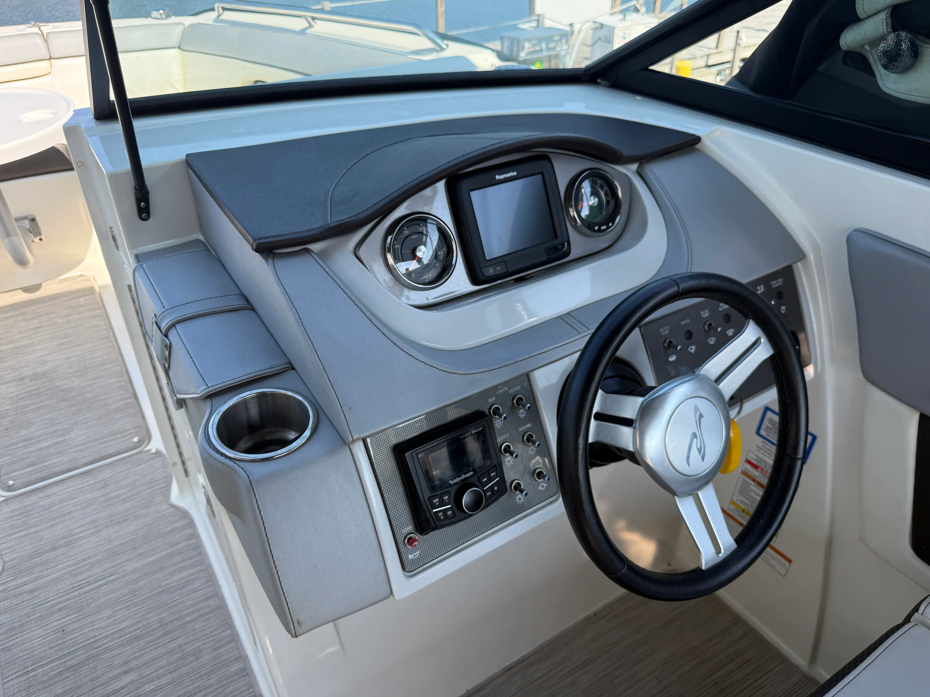 2017 Sea Ray 270 SDX Image Thumbnail #40