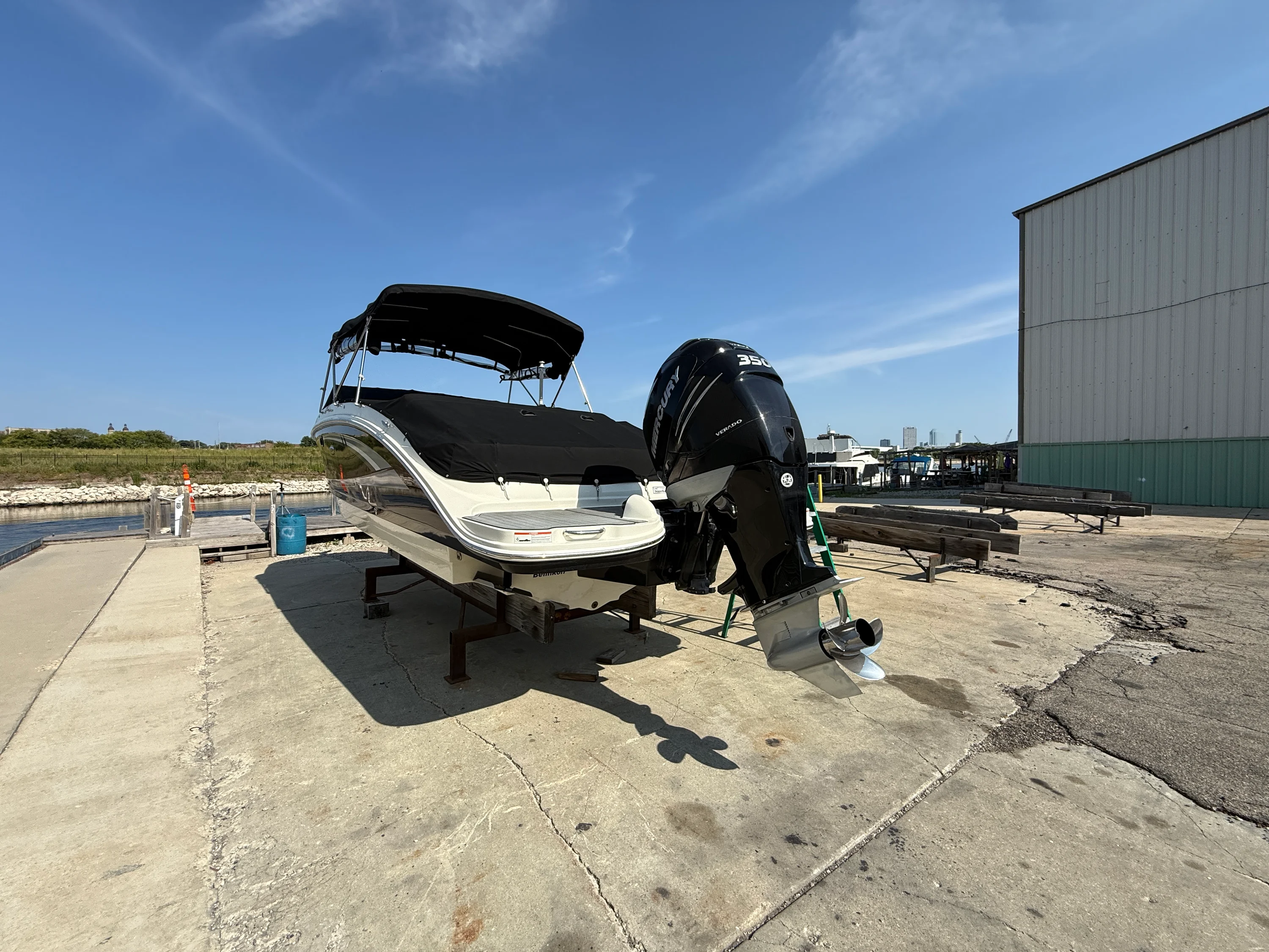 2017 Sea Ray 270 SDX Image Thumbnail #3