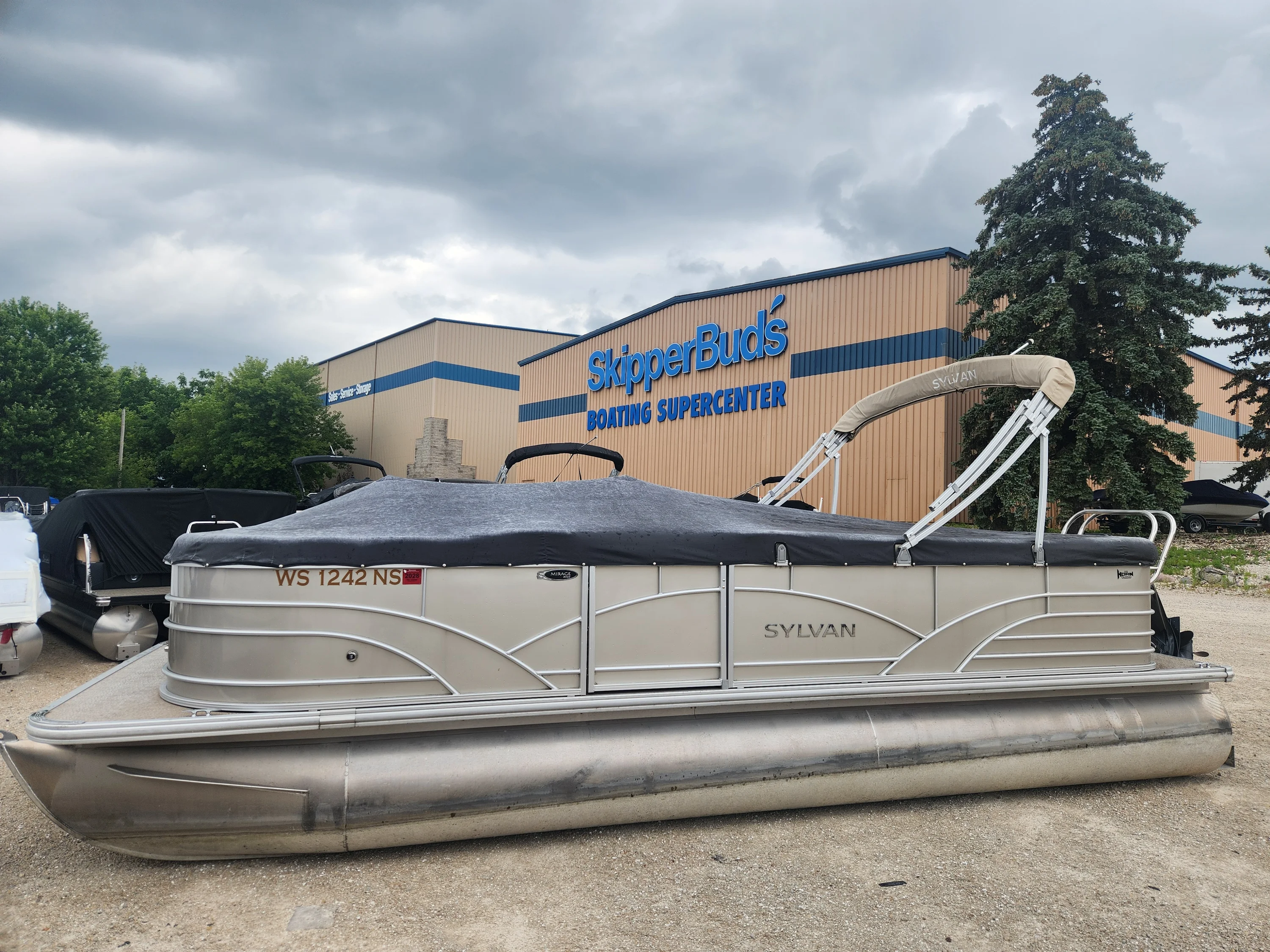 2018 Sylvan MIRAGE 8522 Image Thumbnail #1