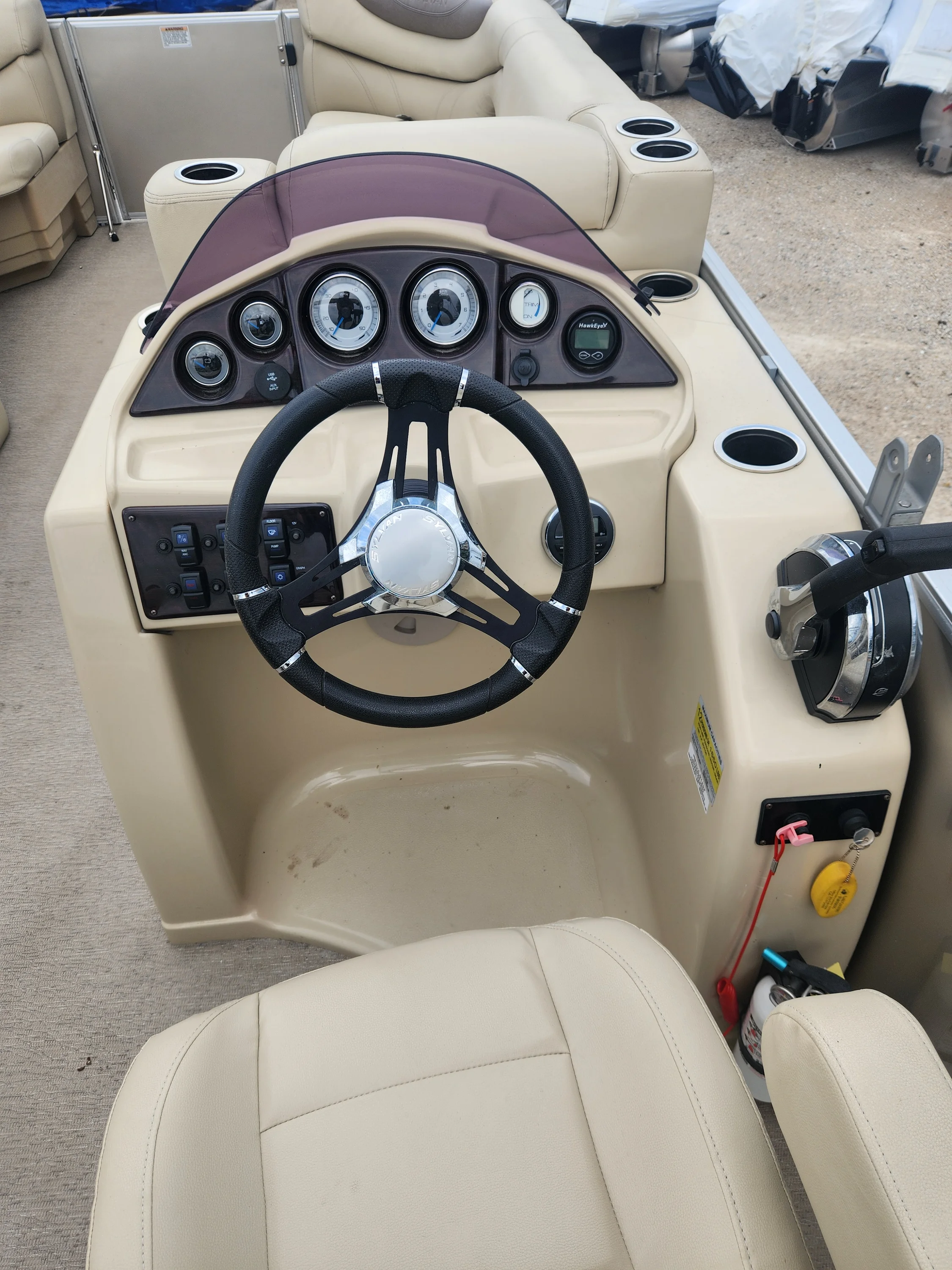 2018 Sylvan MIRAGE 8522 Image Thumbnail #3
