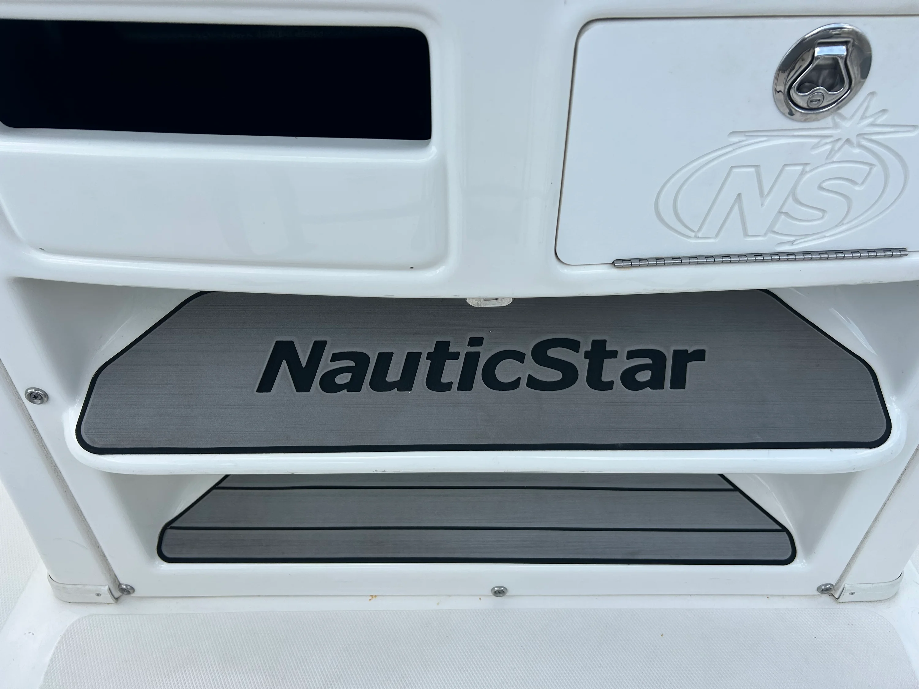 2021 NauticStar 2102 LEGACY Image Thumbnail #15