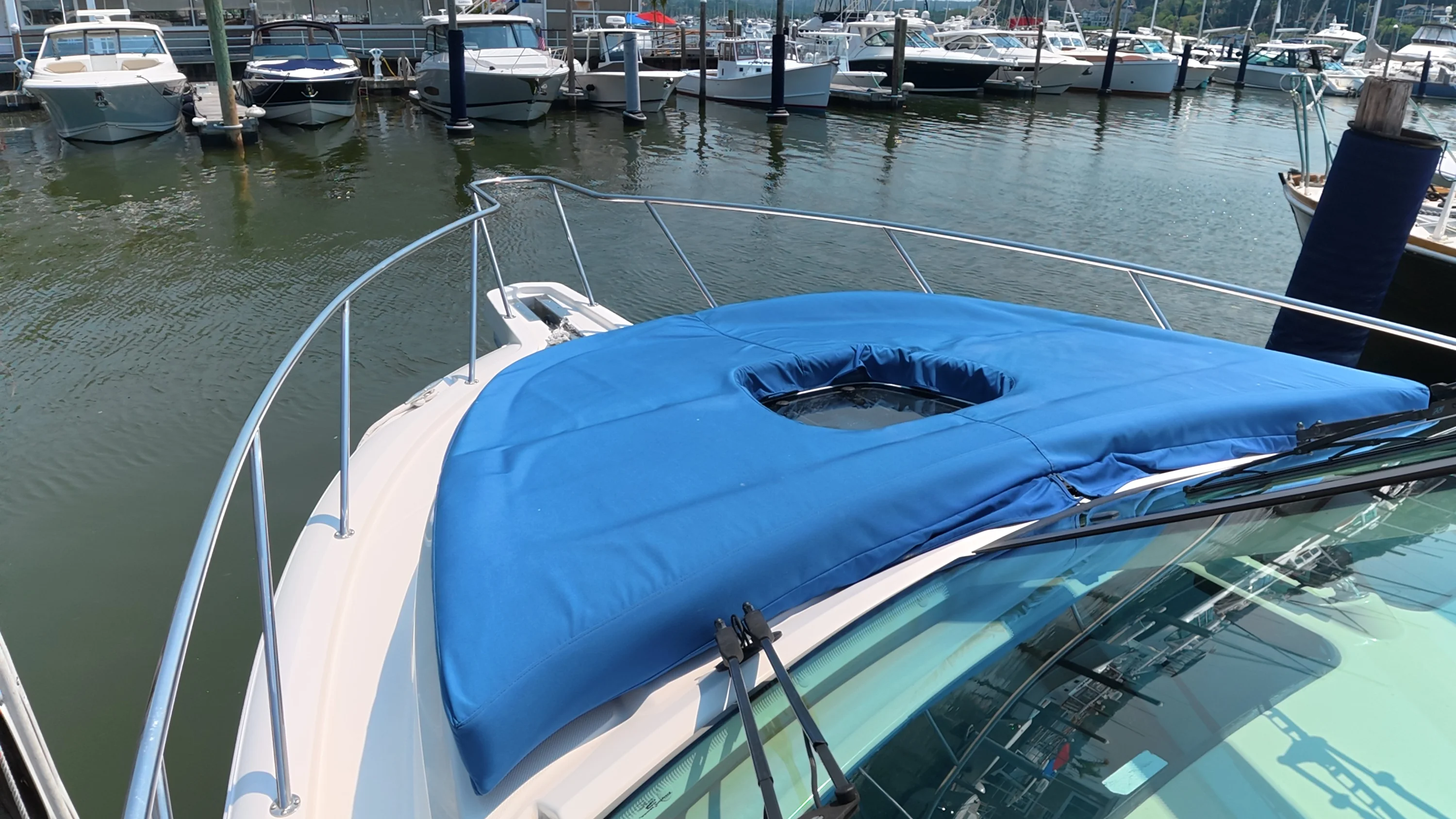 2018 Boston Whaler 345 CONQUEST Image Thumbnail #8
