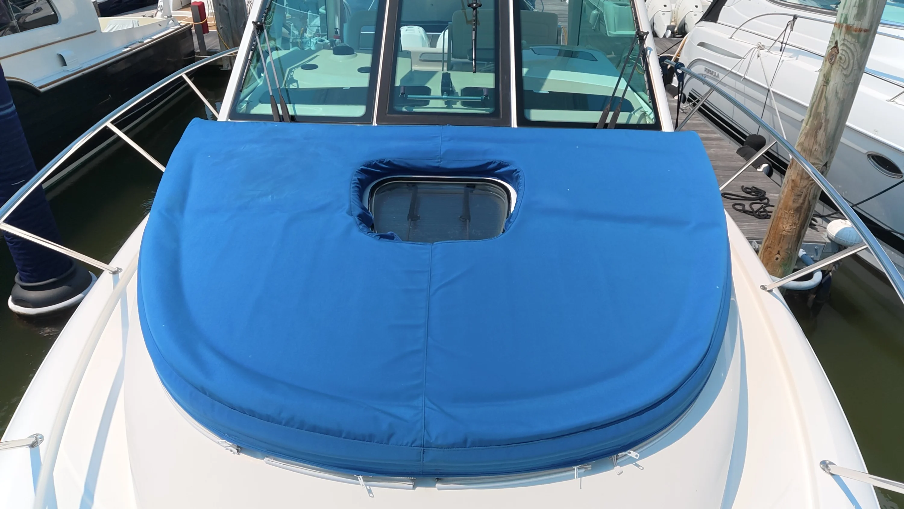 2018 Boston Whaler 345 CONQUEST Image Thumbnail #11