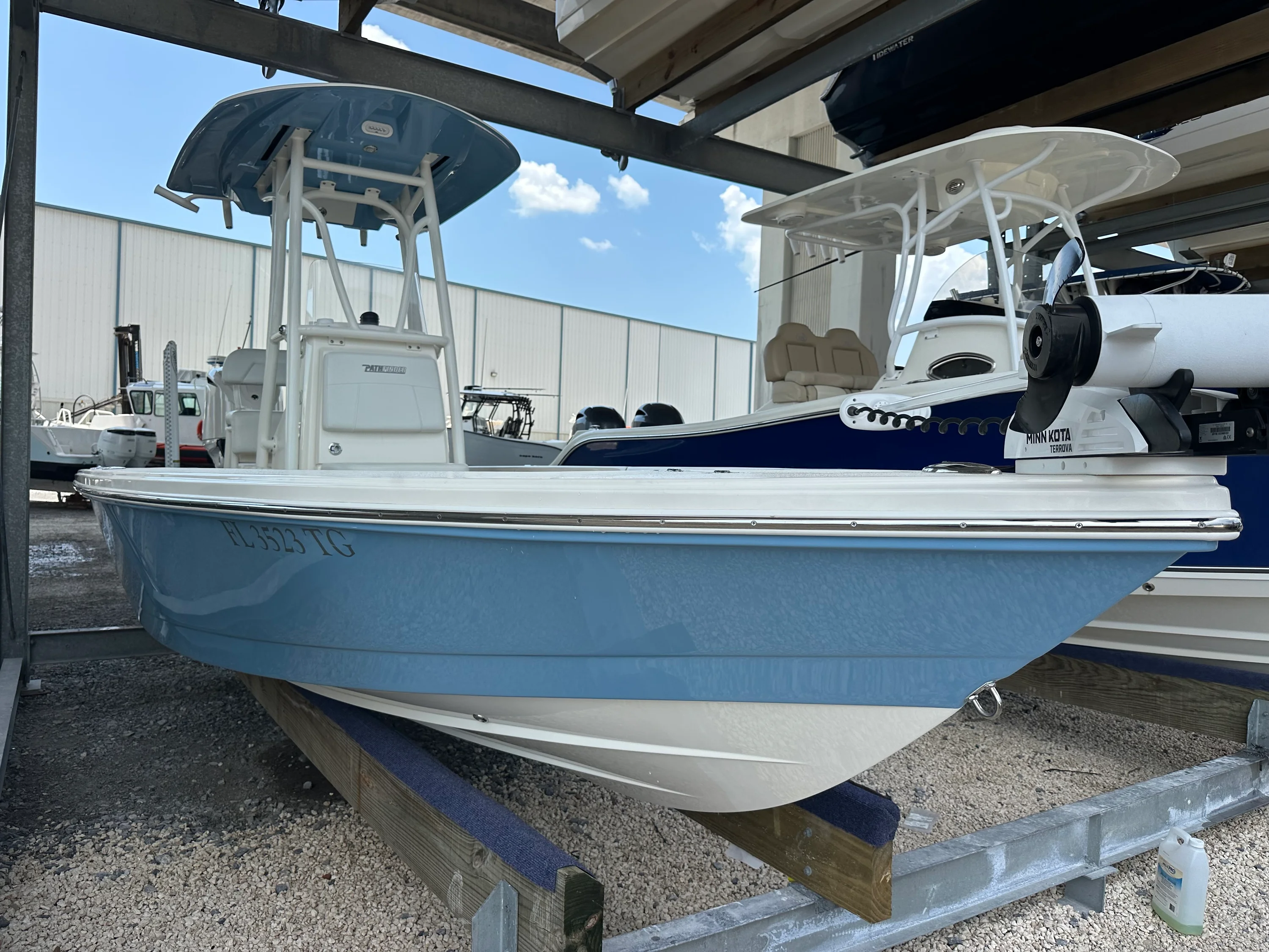 2022 Pathfinder 2400 TRS Image Thumbnail #5