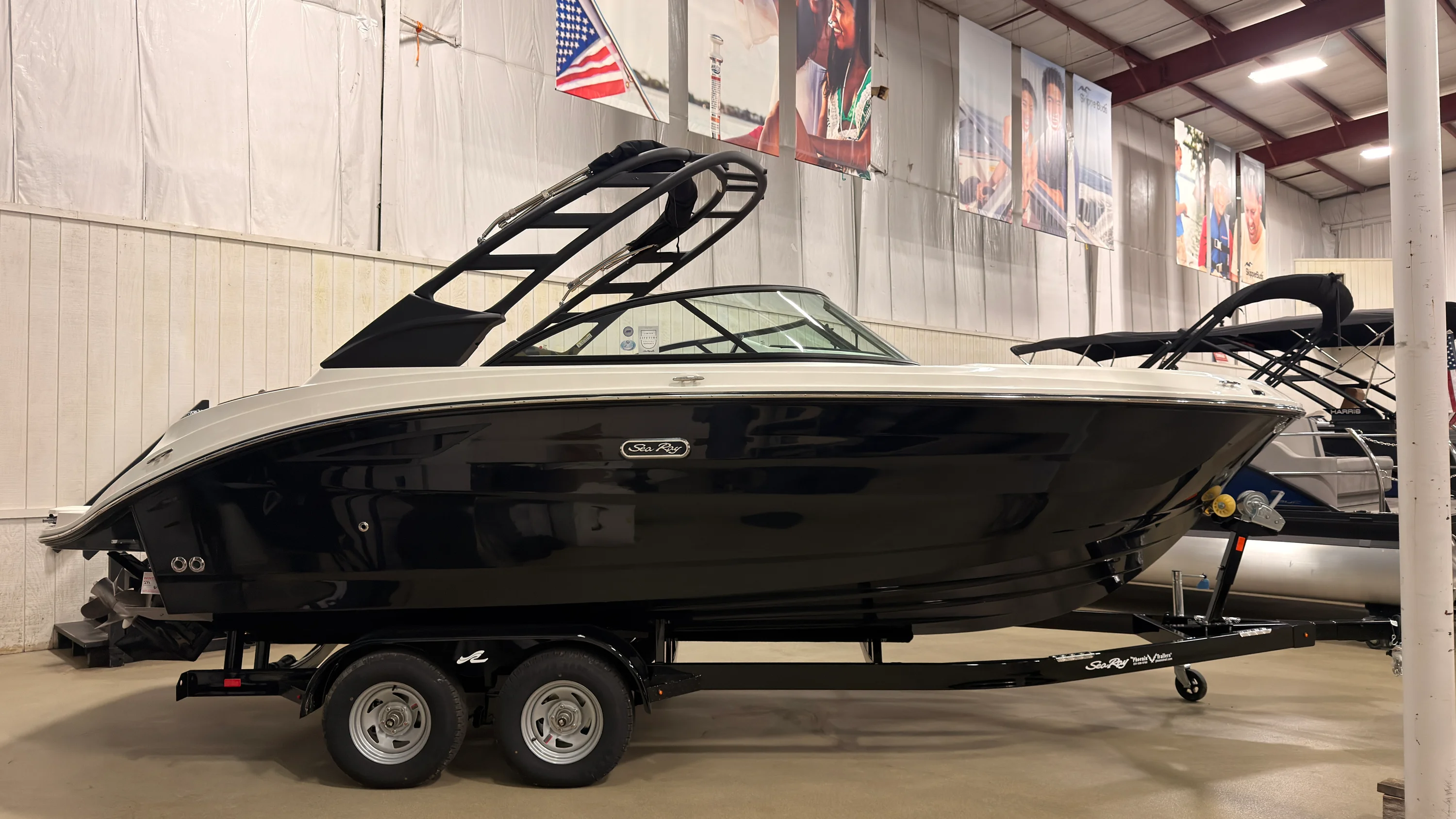 2026 Sea Ray SDX 230 Image Thumbnail #0