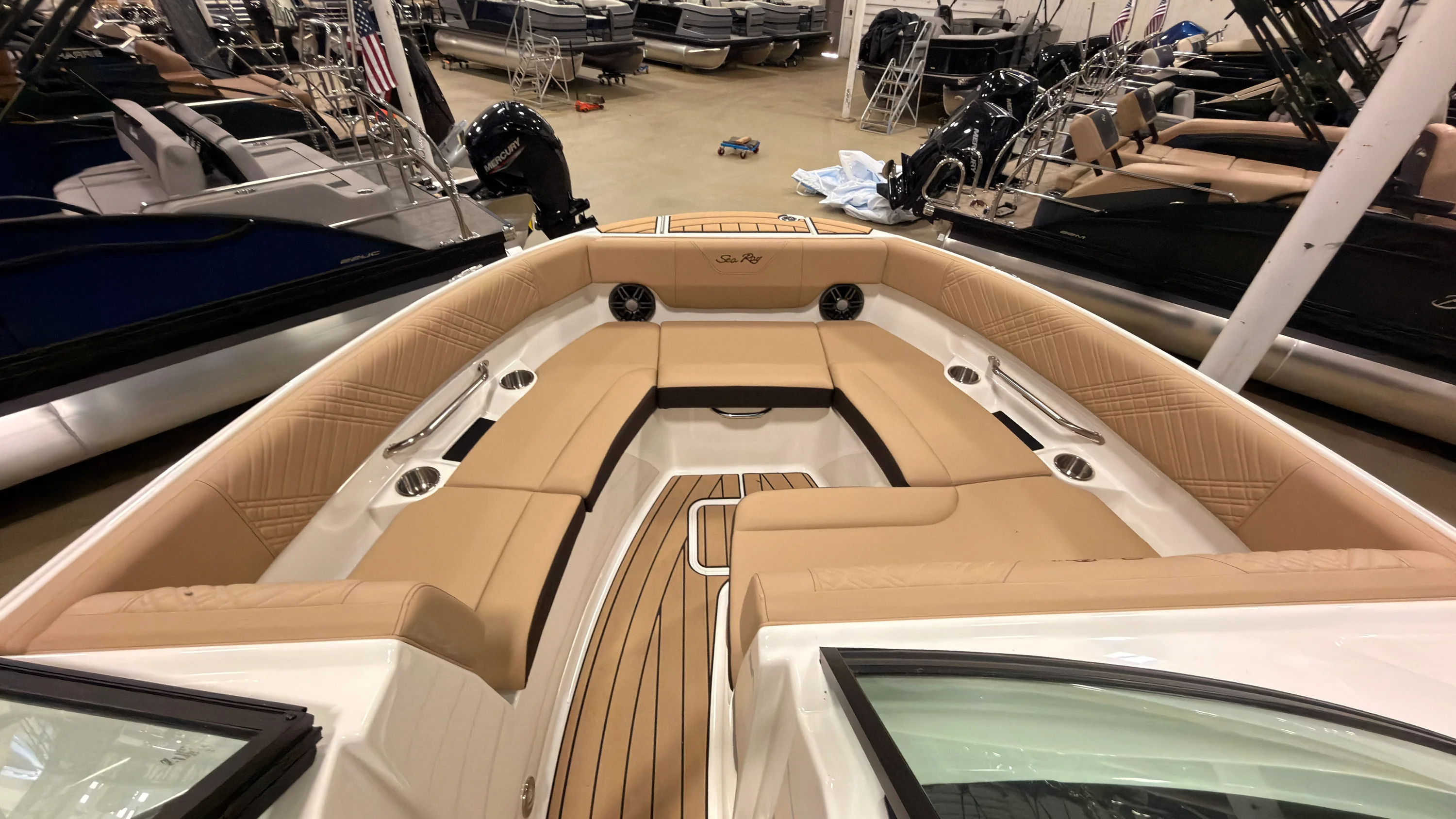 2026 Sea Ray SDX 230 Image Thumbnail #50