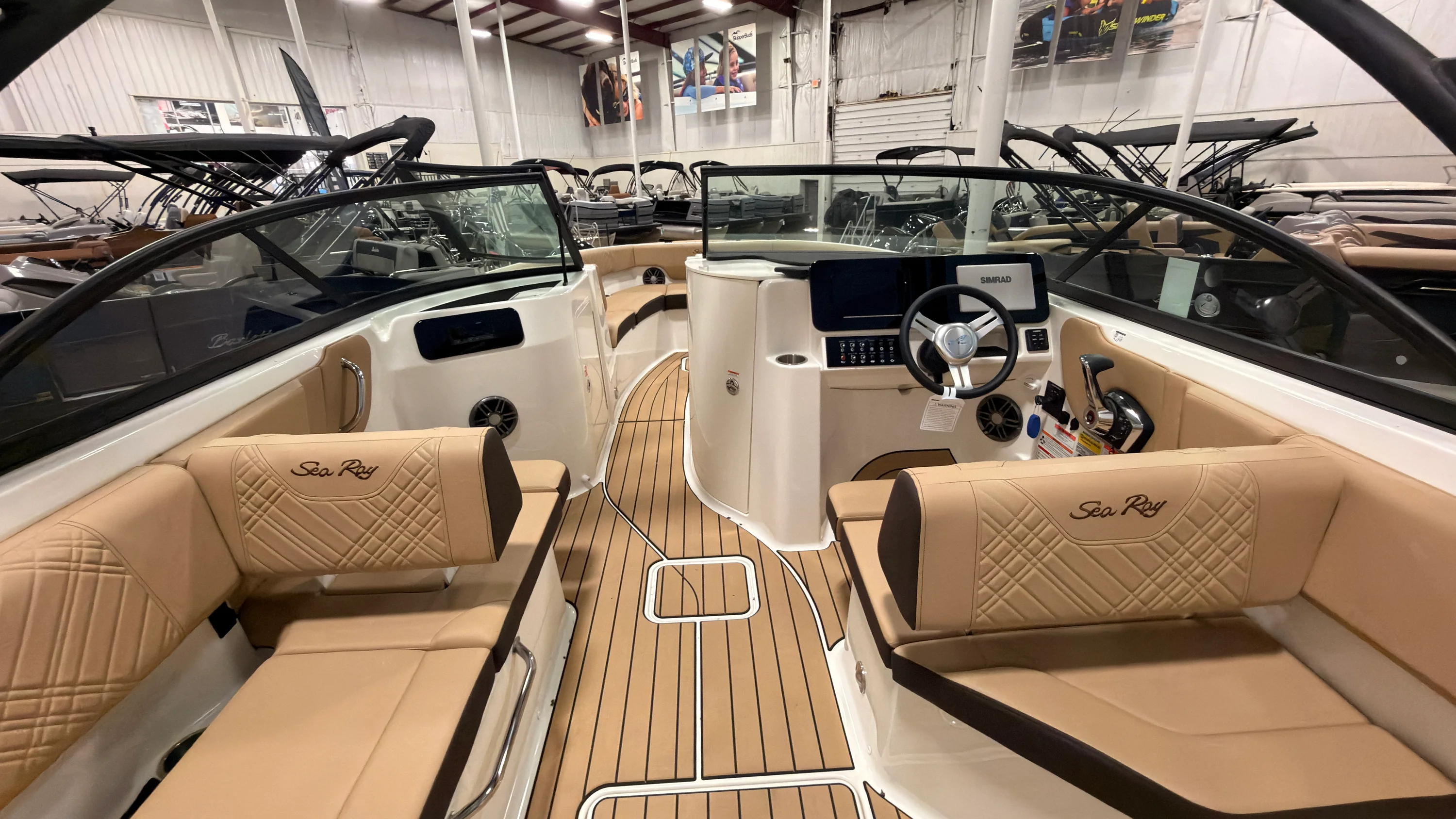 2026 Sea Ray SDX 230 Image Thumbnail #23